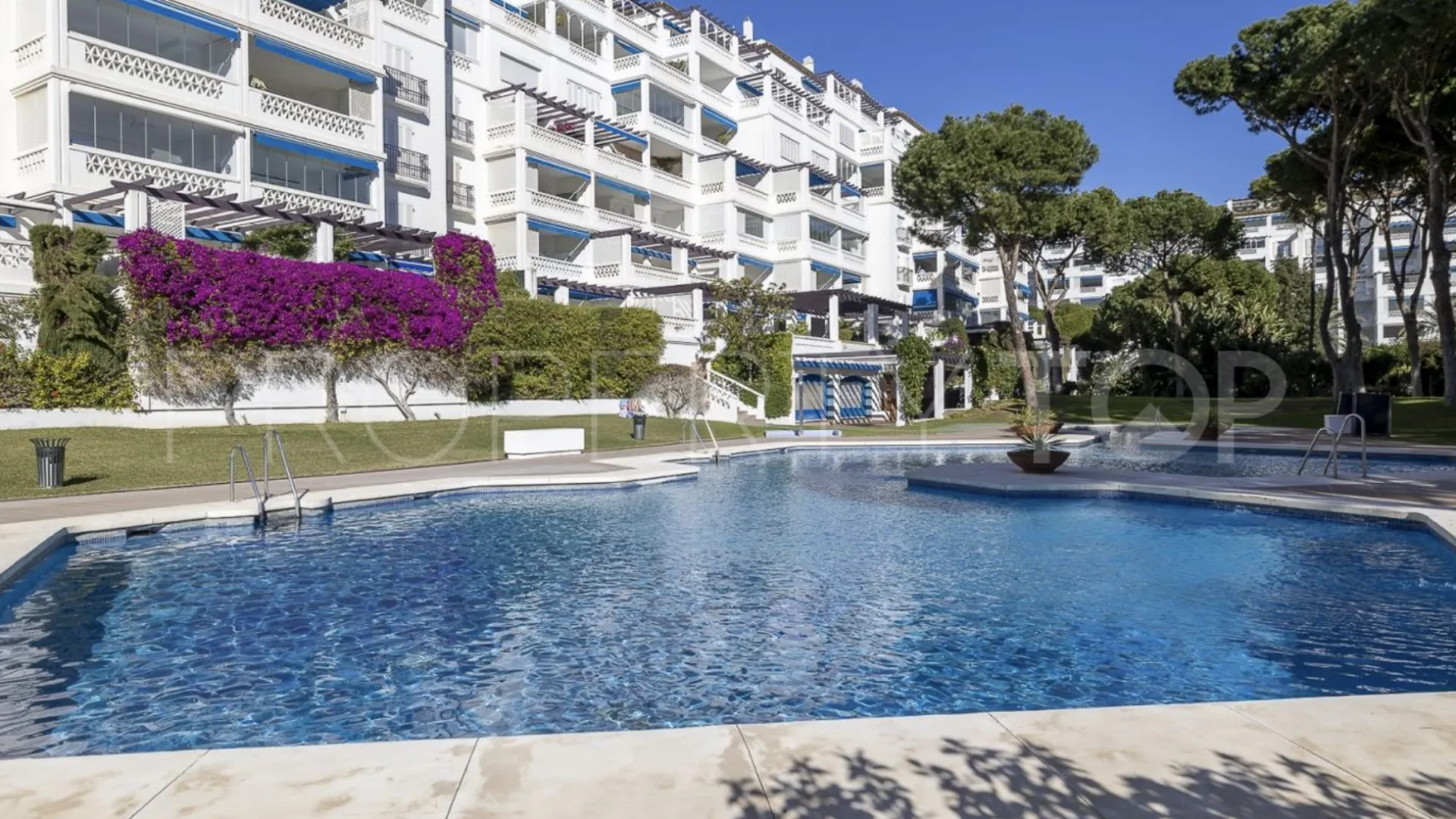 Apartment with 3 bedrooms for sale in Playas del Duque