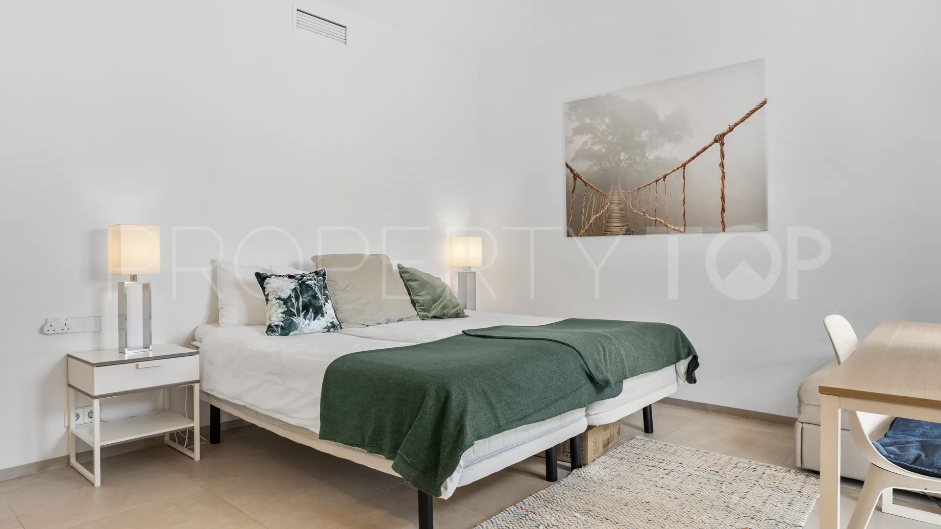 Apartment with 3 bedrooms for sale in Playas del Duque