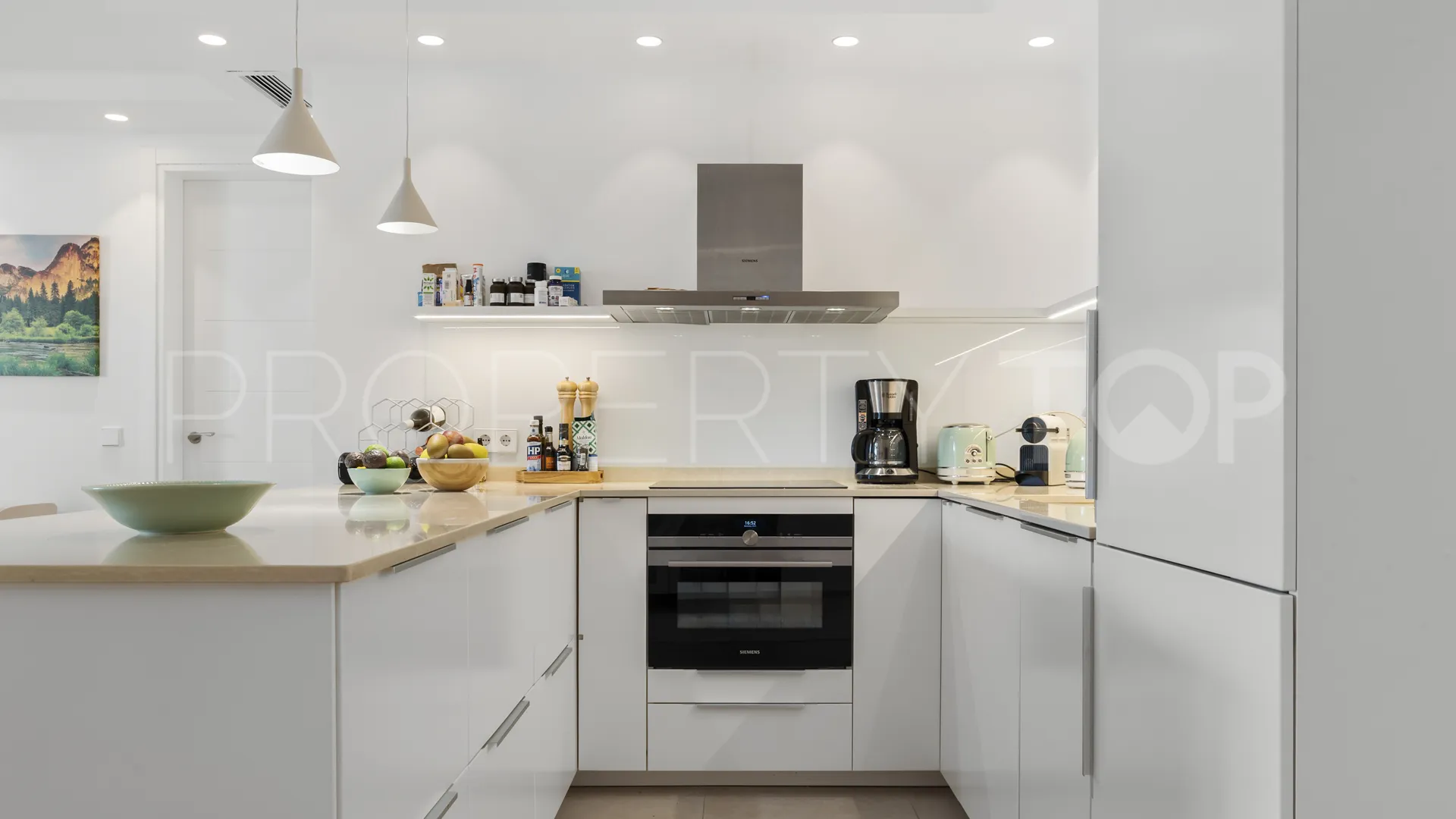 Apartment with 3 bedrooms for sale in Playas del Duque