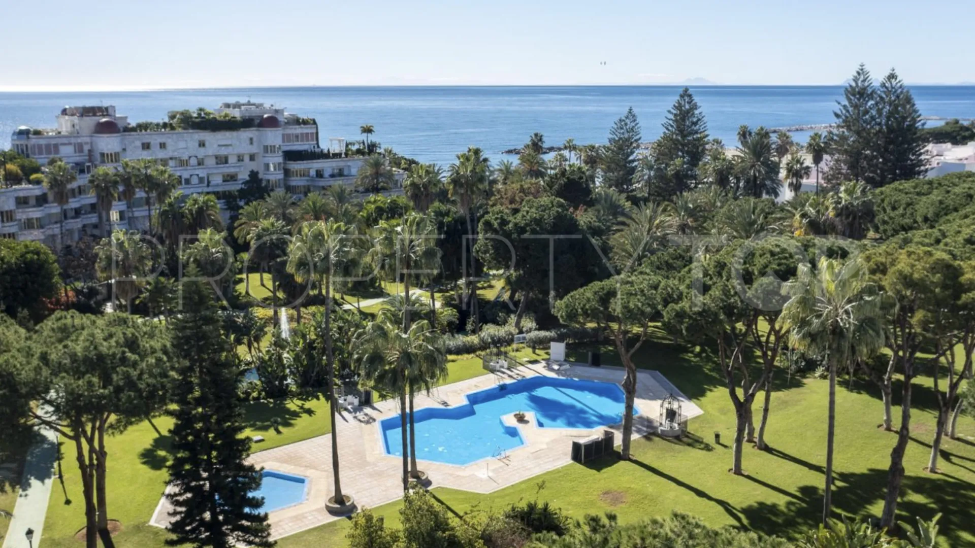 Apartment with 3 bedrooms for sale in Playas del Duque