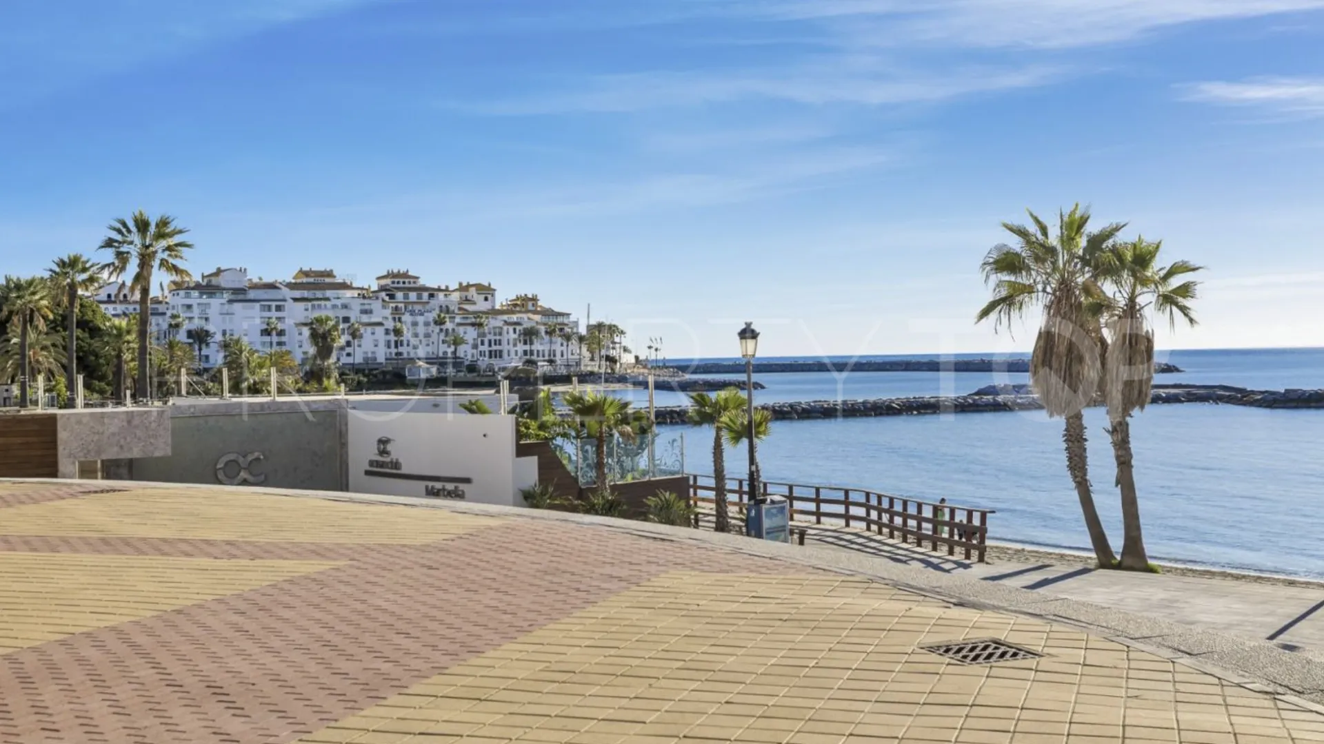 Apartment with 3 bedrooms for sale in Playas del Duque