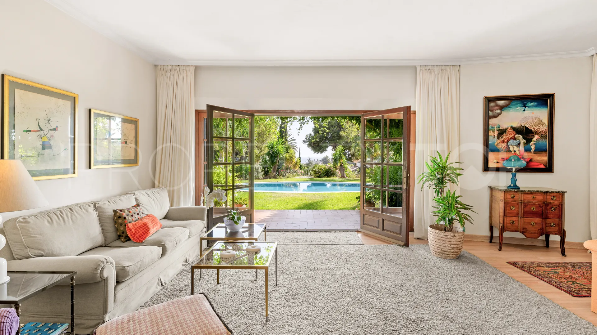 Marbella Golden Mile 4 bedrooms villa for sale
