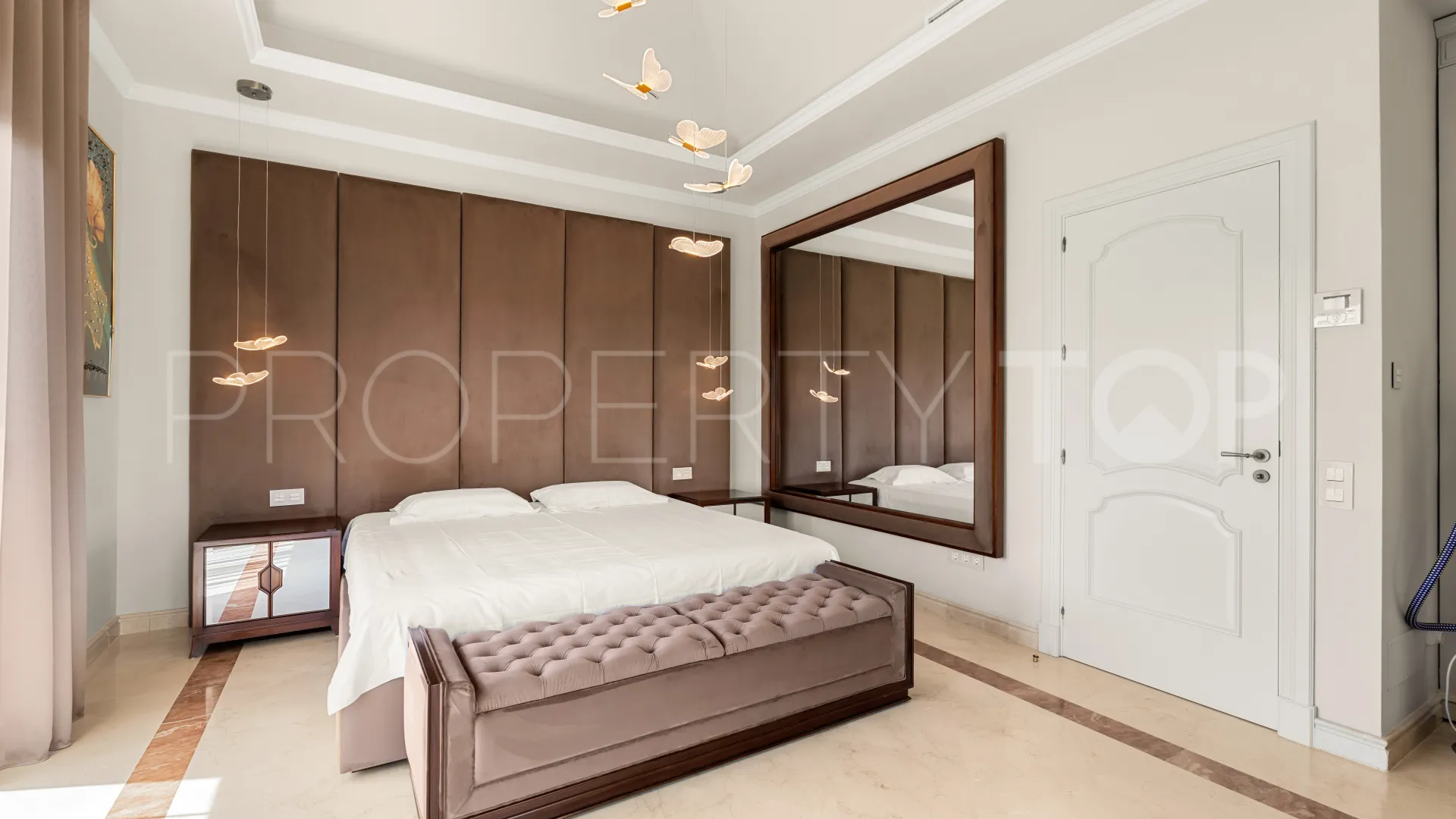 Villa con 4 dormitorios a la venta en Monte Biarritz