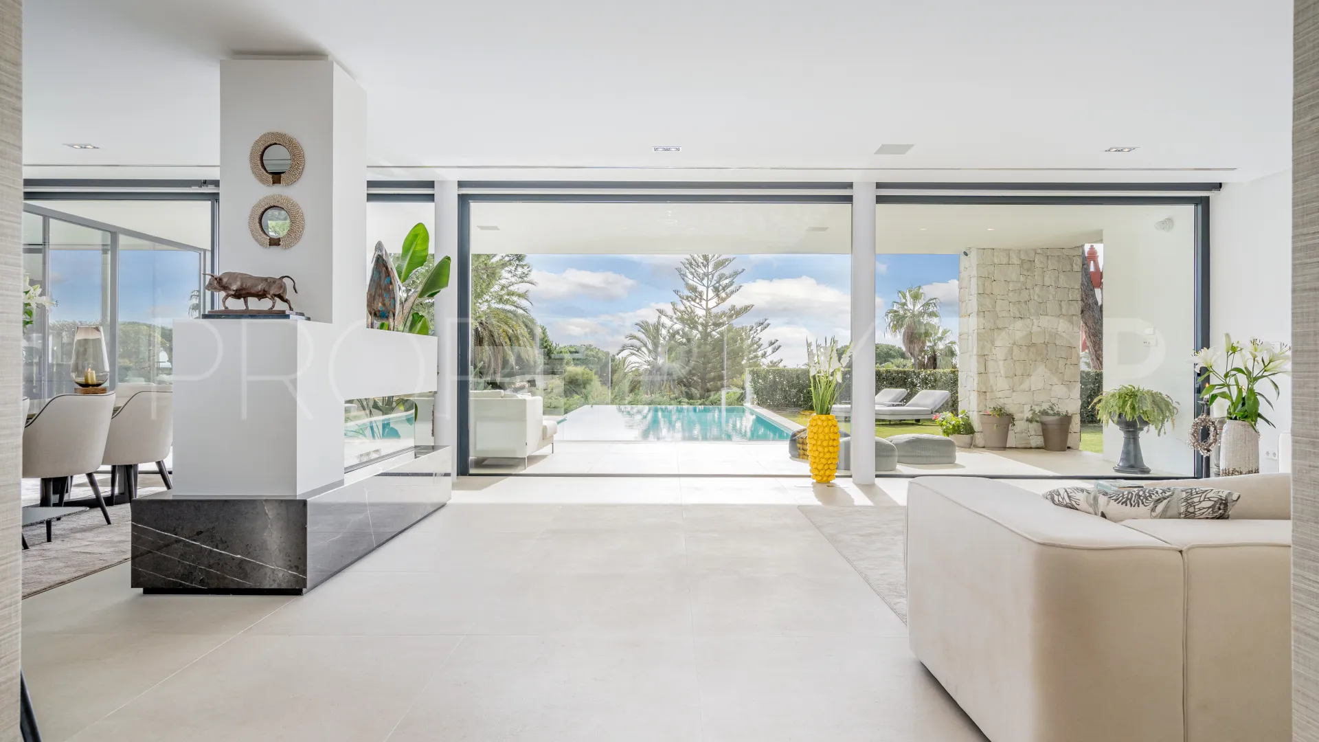 Se vende villa en Marbesa