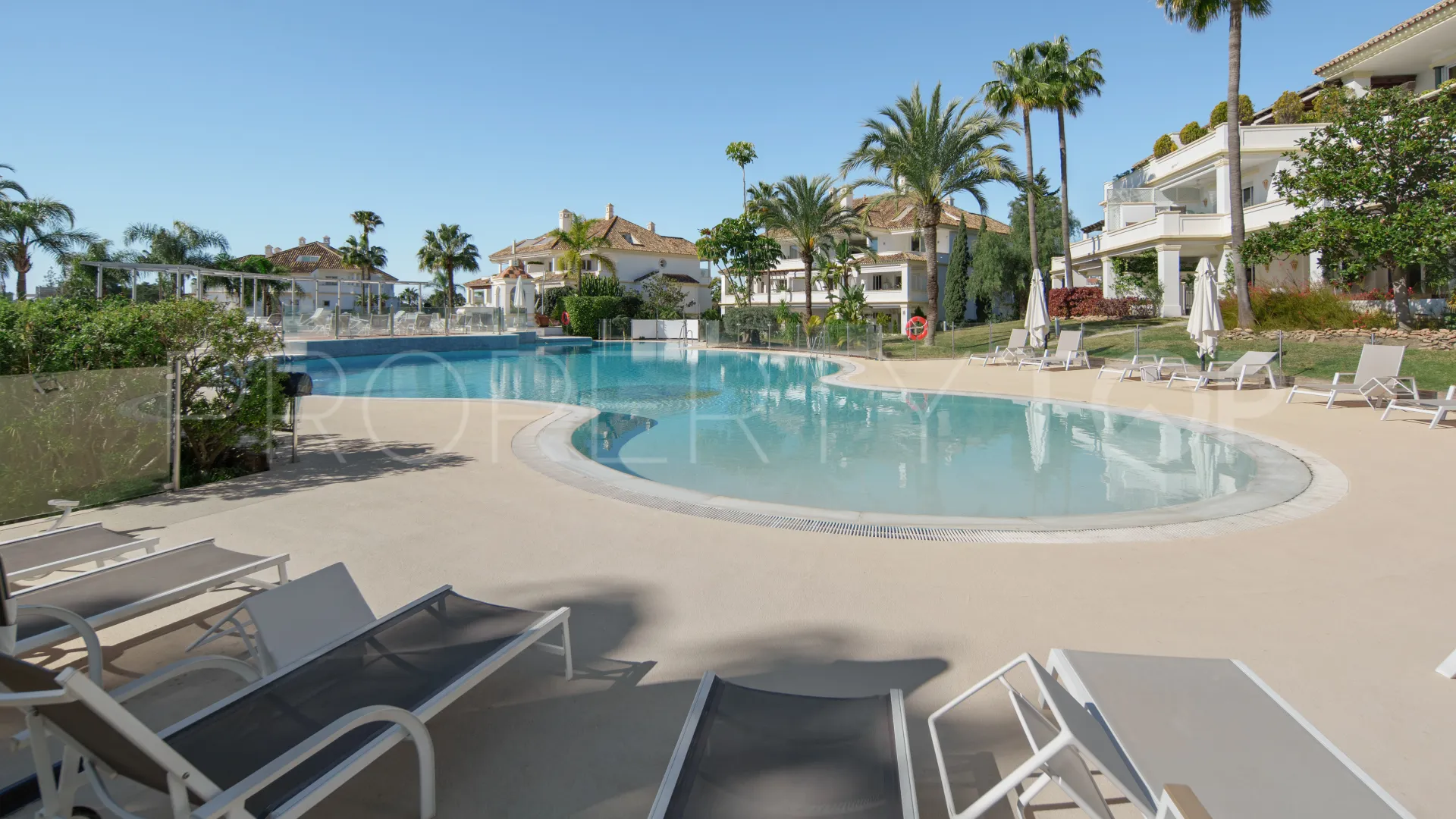 Comprar atico duplex de 3 dormitorios en Monte Paraiso