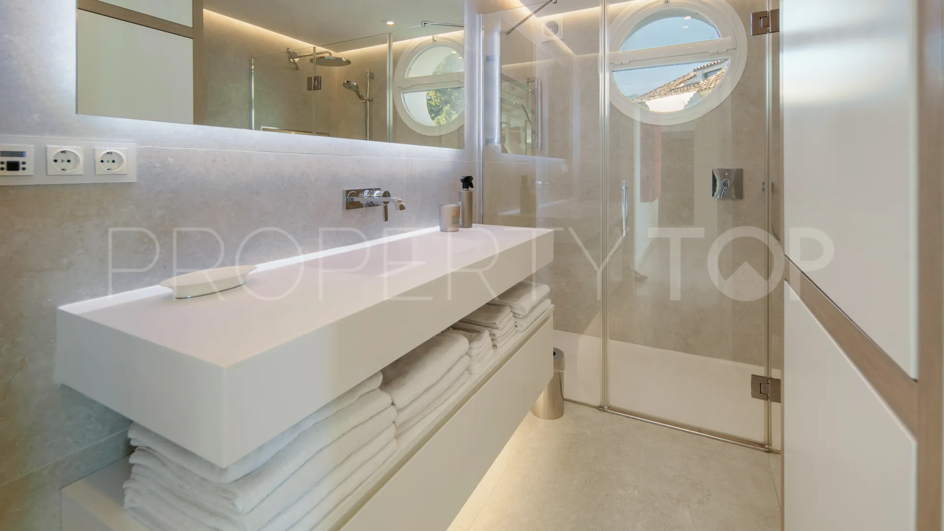 Comprar atico duplex de 3 dormitorios en Monte Paraiso