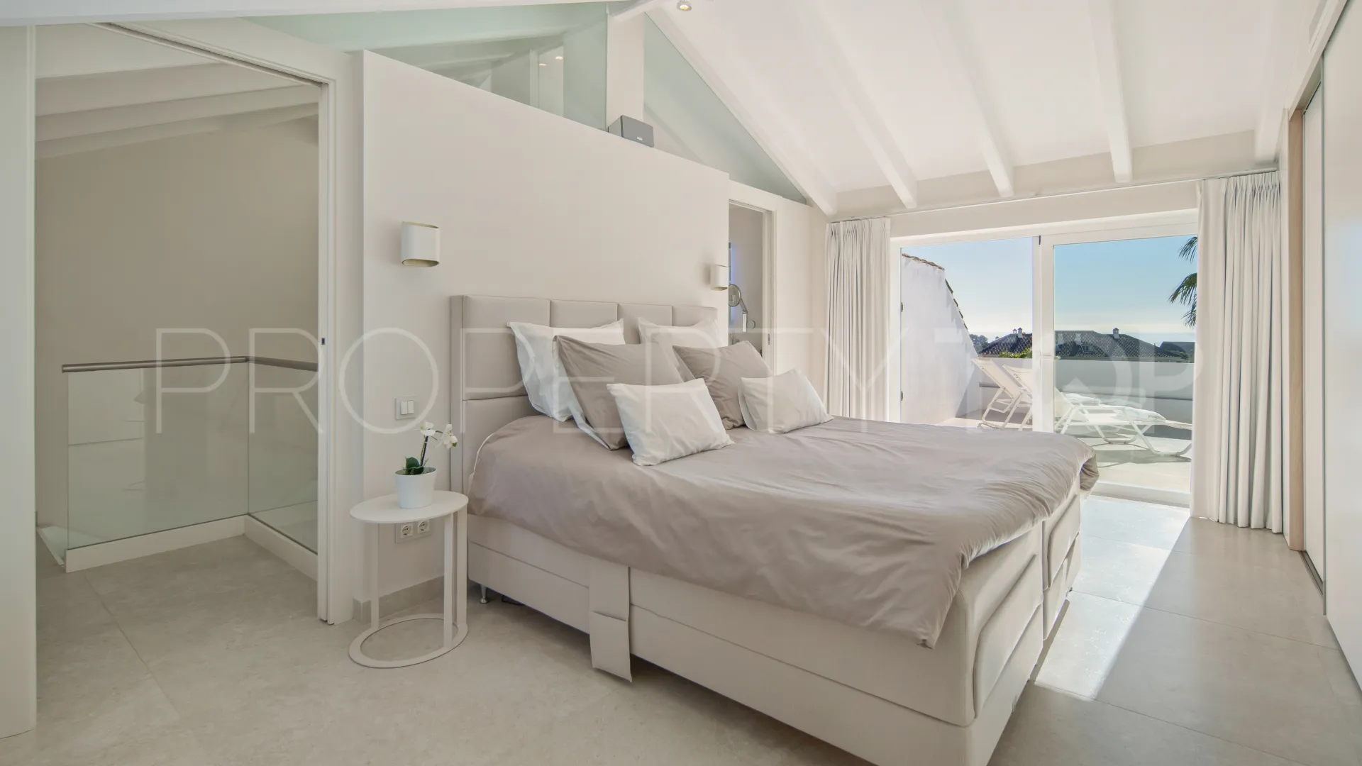 Comprar atico duplex de 3 dormitorios en Monte Paraiso