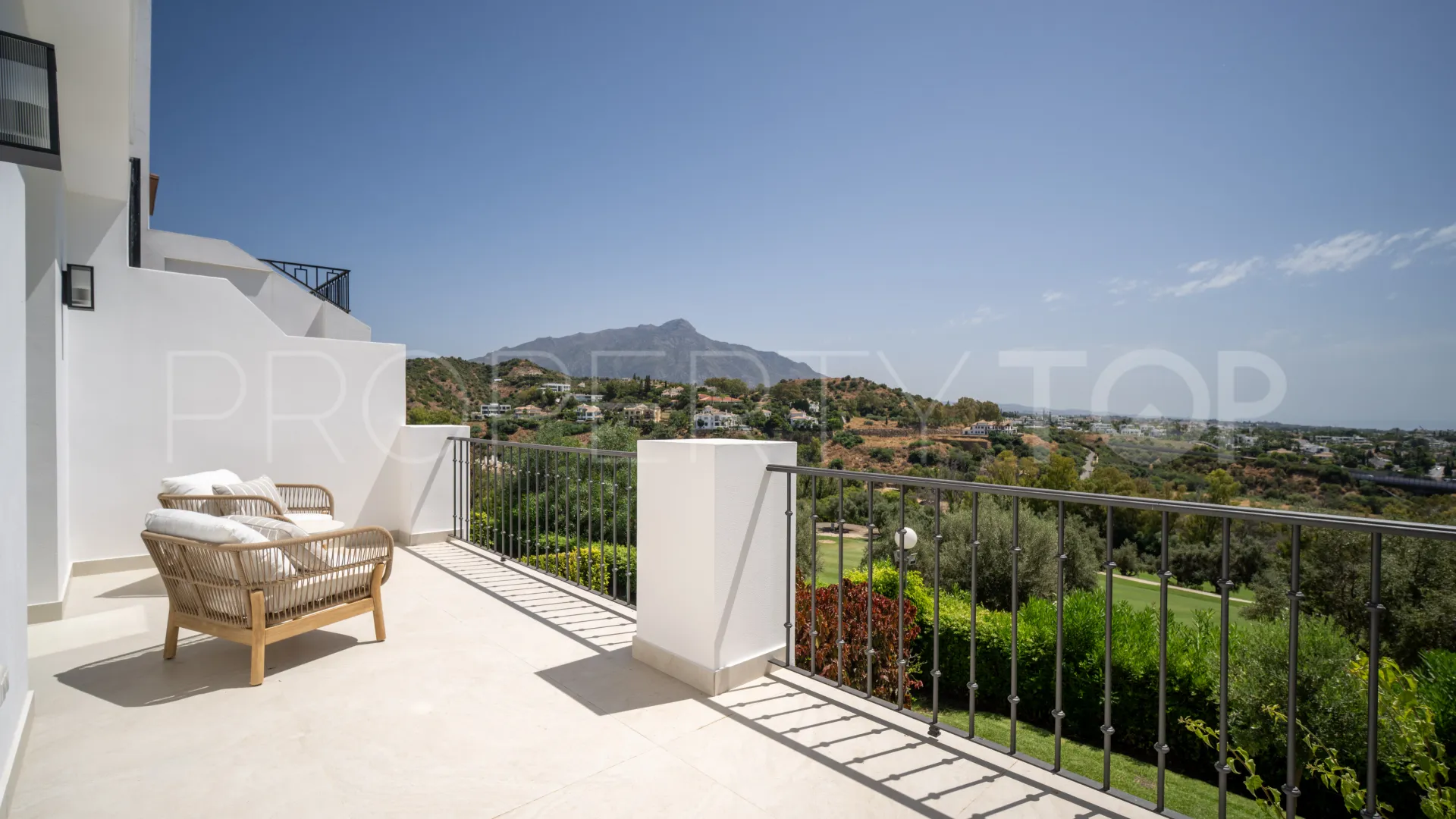 Town house for sale in La Quinta