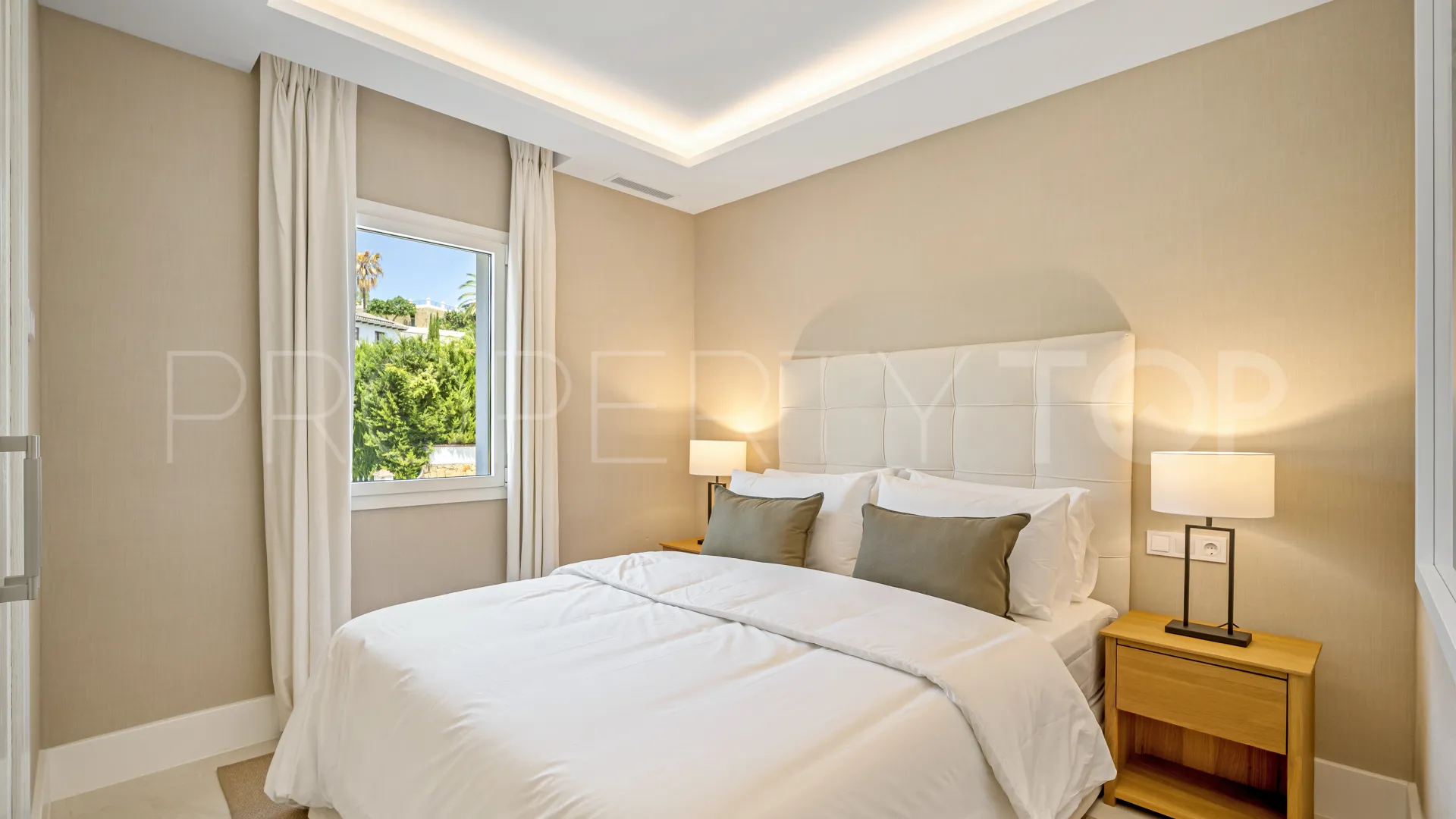 Town house for sale in La Quinta