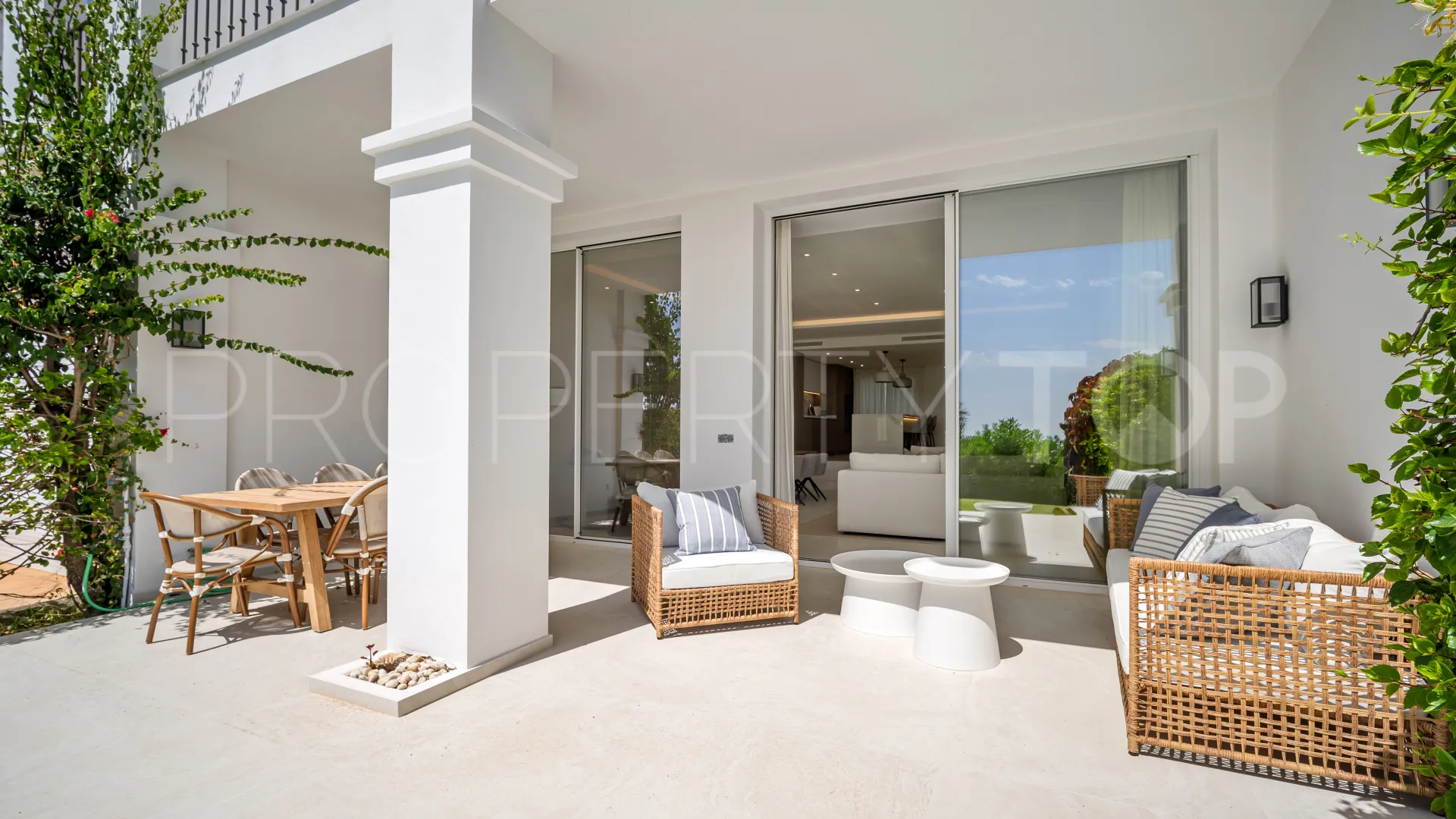 Town house for sale in La Quinta