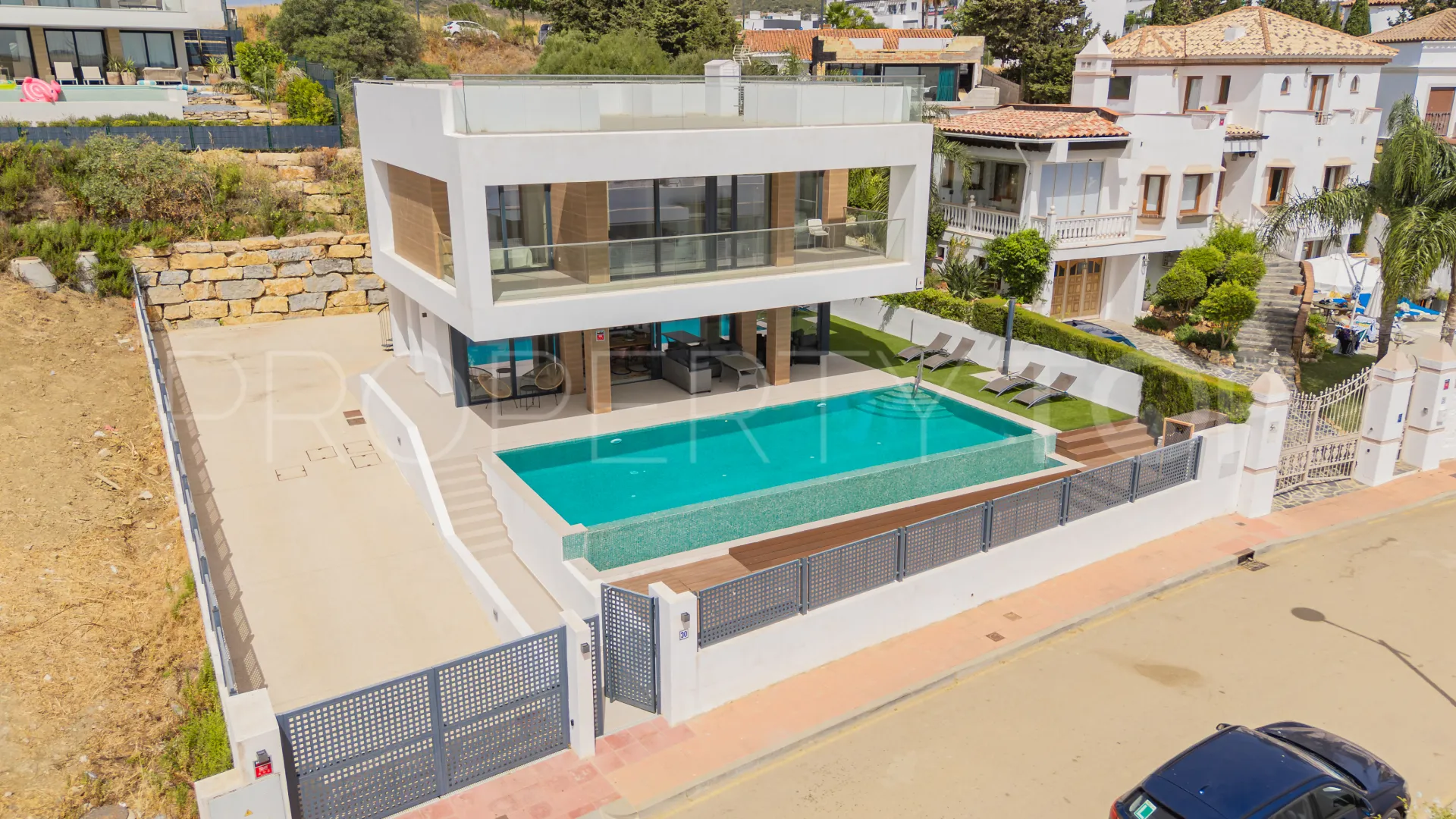 Se vende villa en Valle Romano