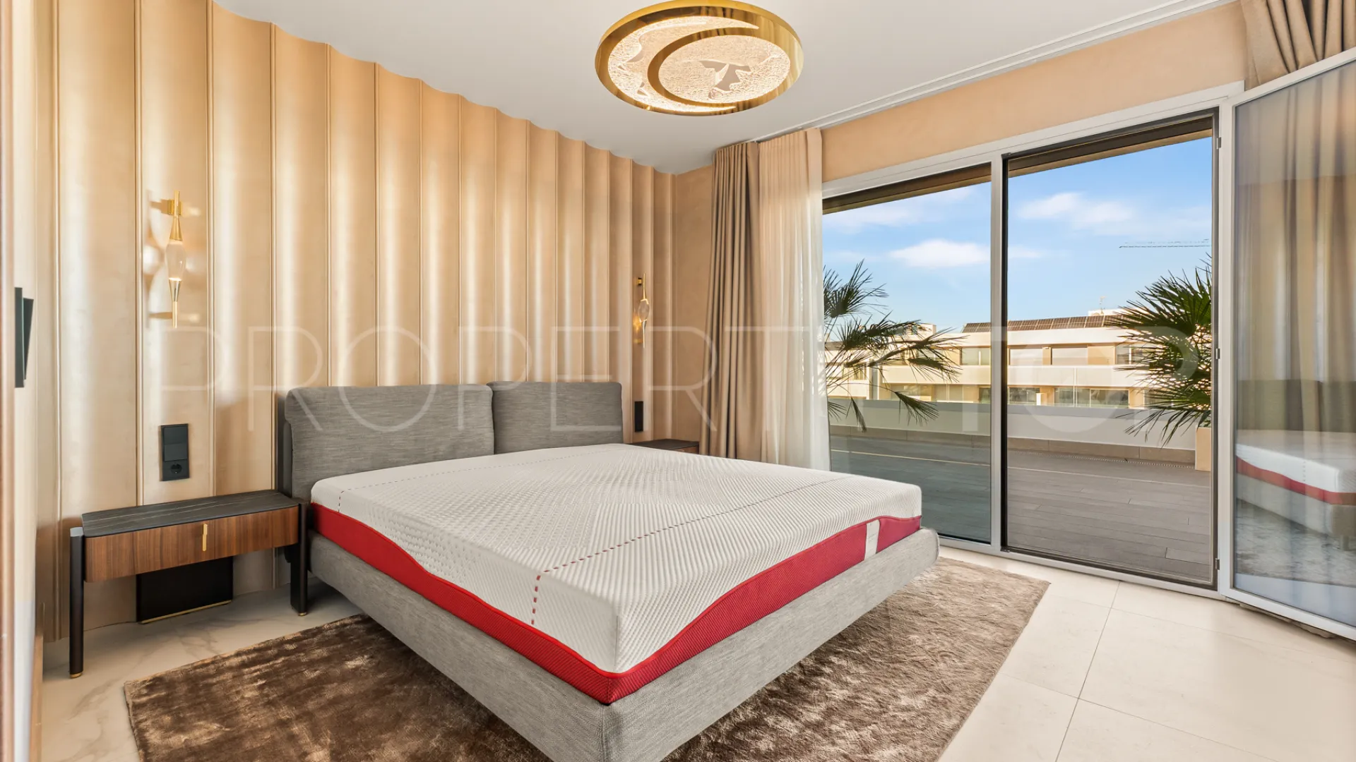 Ático en venta de 3 dormitorios en San Pedro de Alcantara