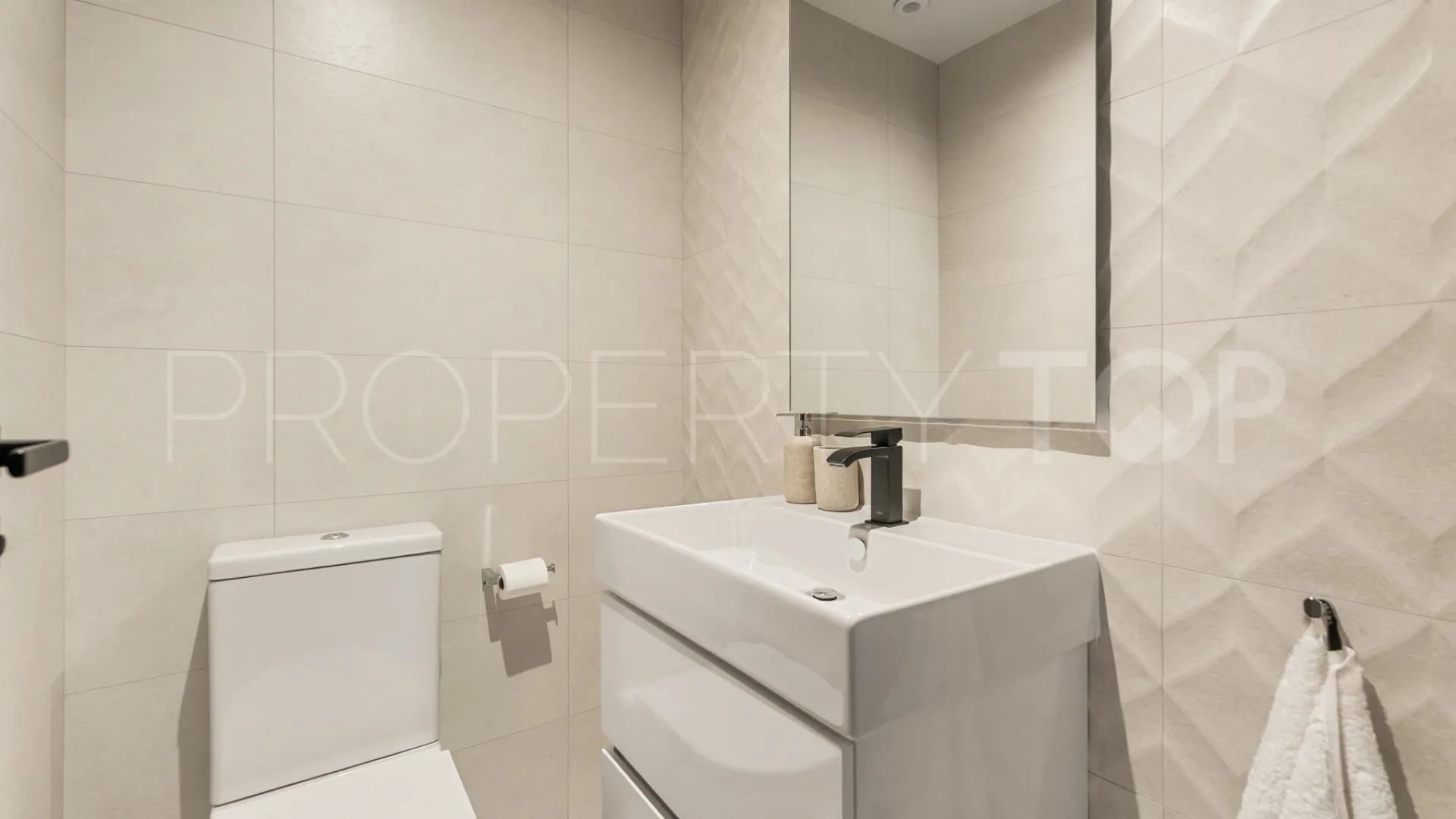 Ático en venta de 3 dormitorios en San Pedro de Alcantara