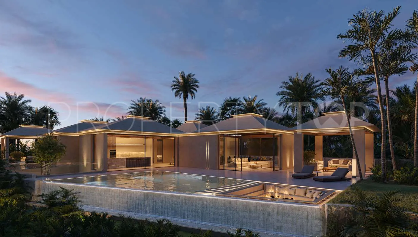 Villa a la venta en Nueva Andalucia con 5 dormitorios