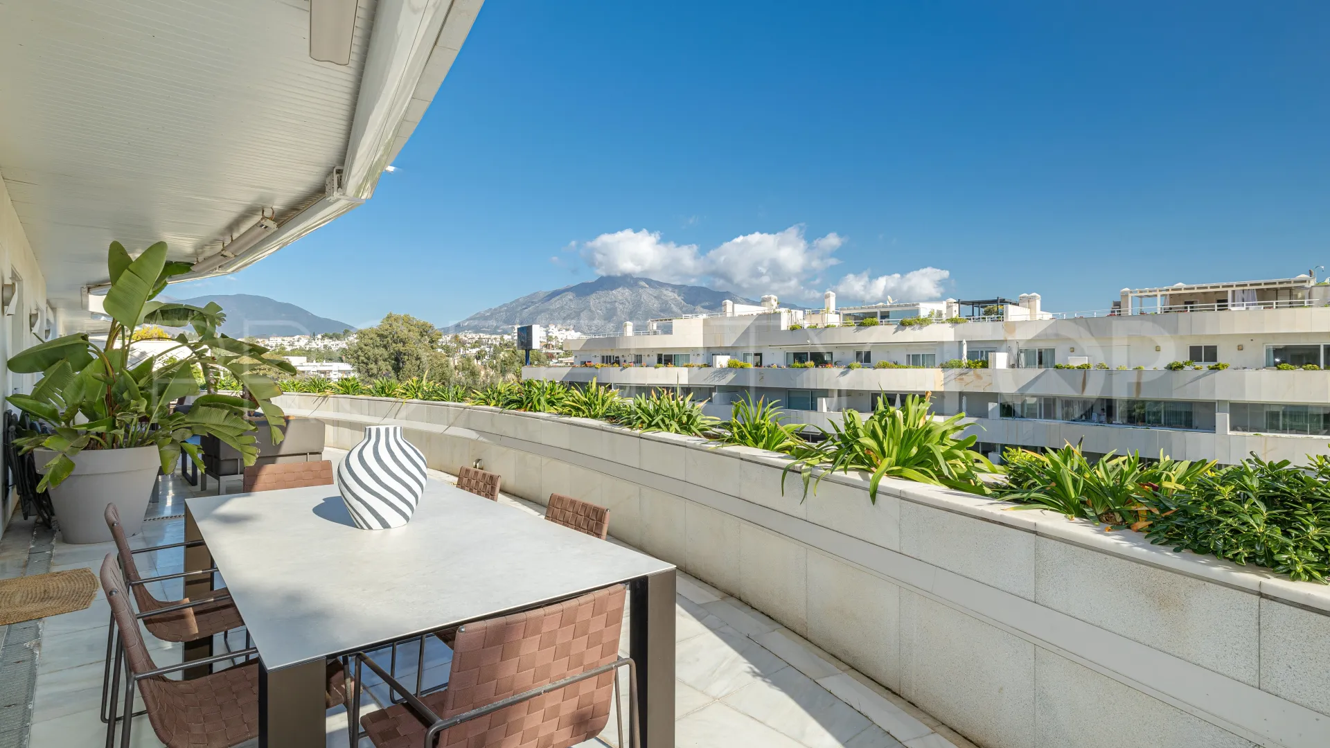 Atico duplex a la venta en El Embrujo Banús