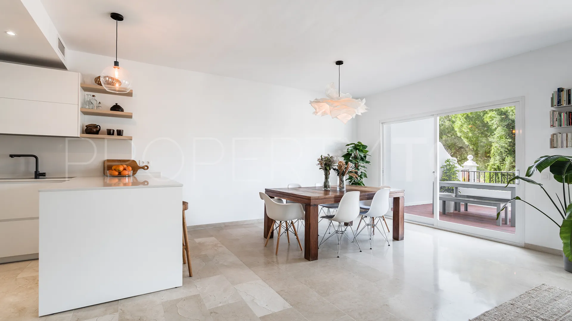 For sale town house in La Quinta