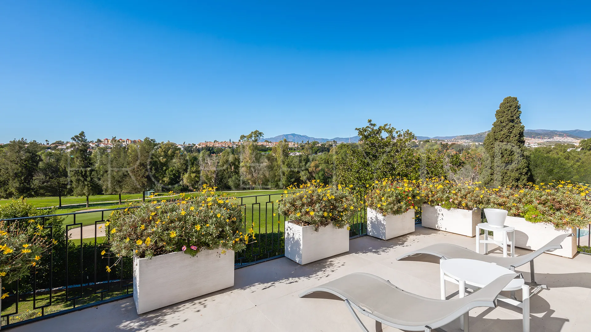 Guadalmina Alta, villa de 4 dormitorios a la venta