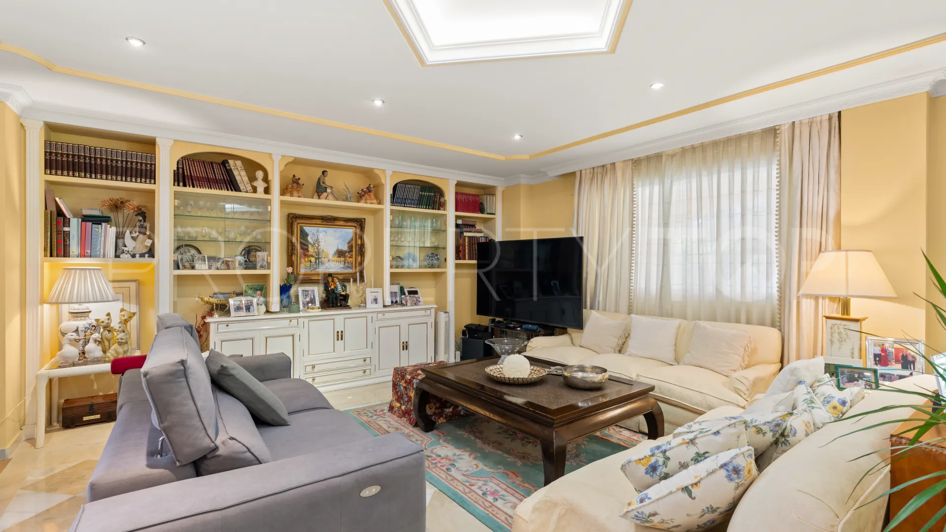 Villa en venta en Nueva Andalucia