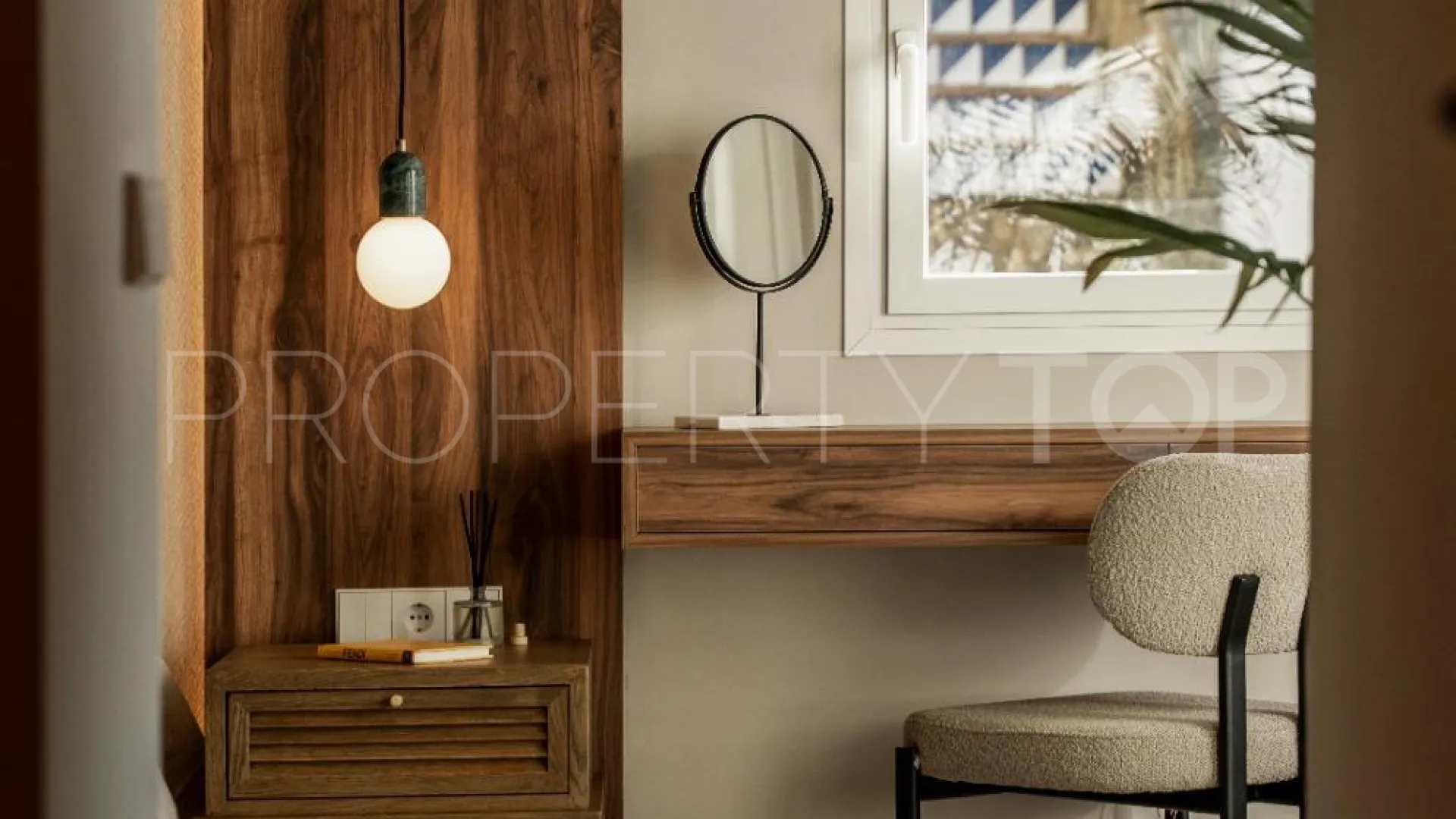 Se vende duplex en Eagles Village
