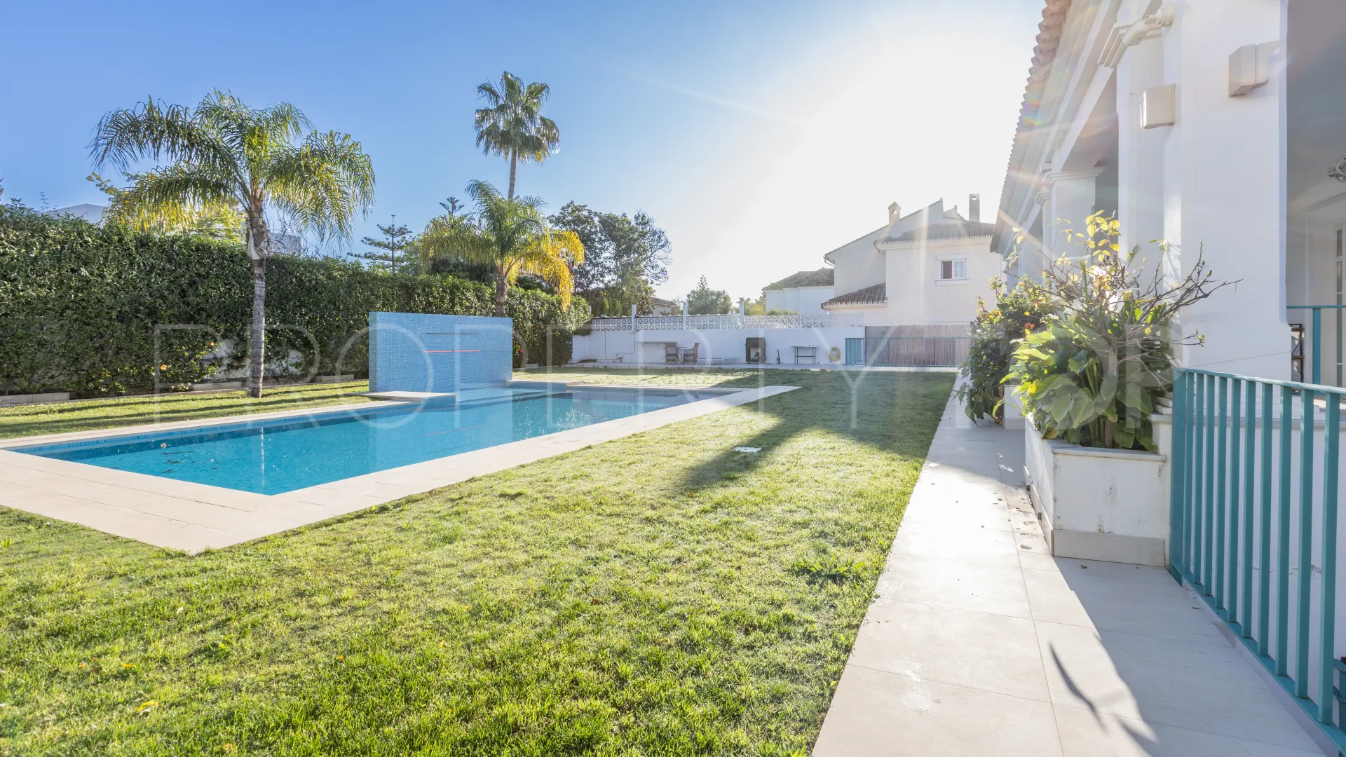 El Capricho villa for sale