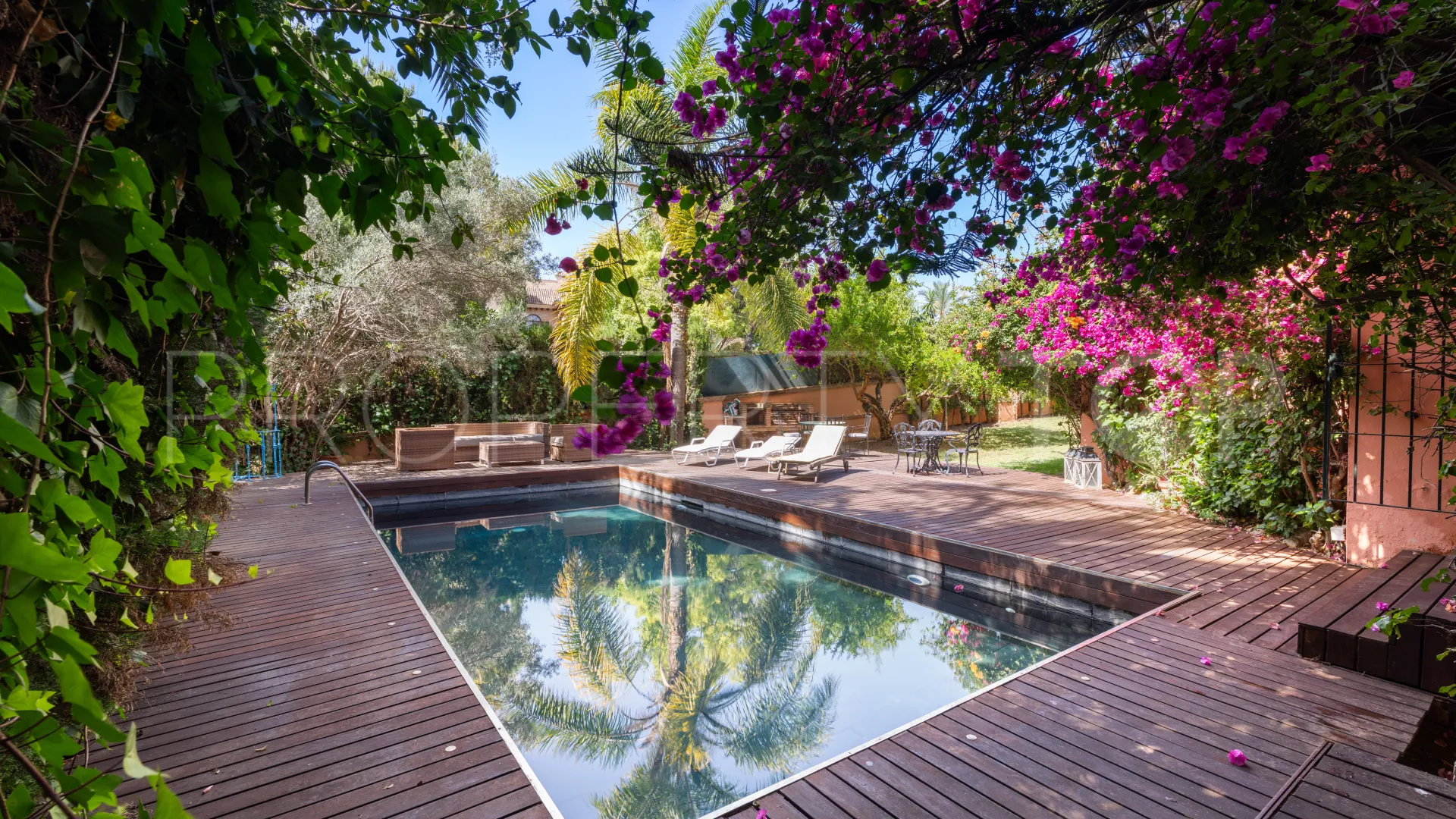 6 bedrooms villa in Marbella for sale