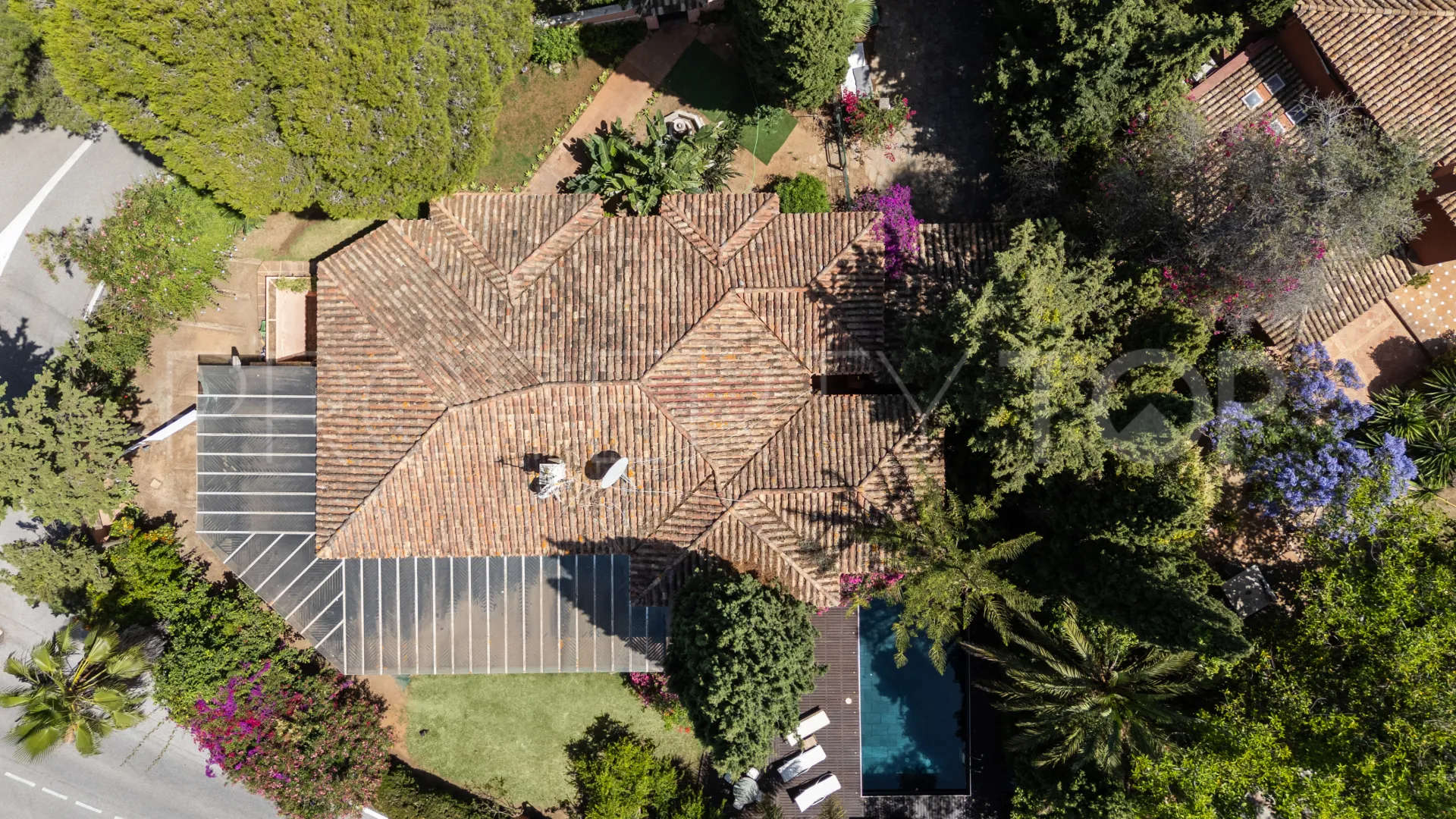 6 bedrooms villa in Marbella for sale