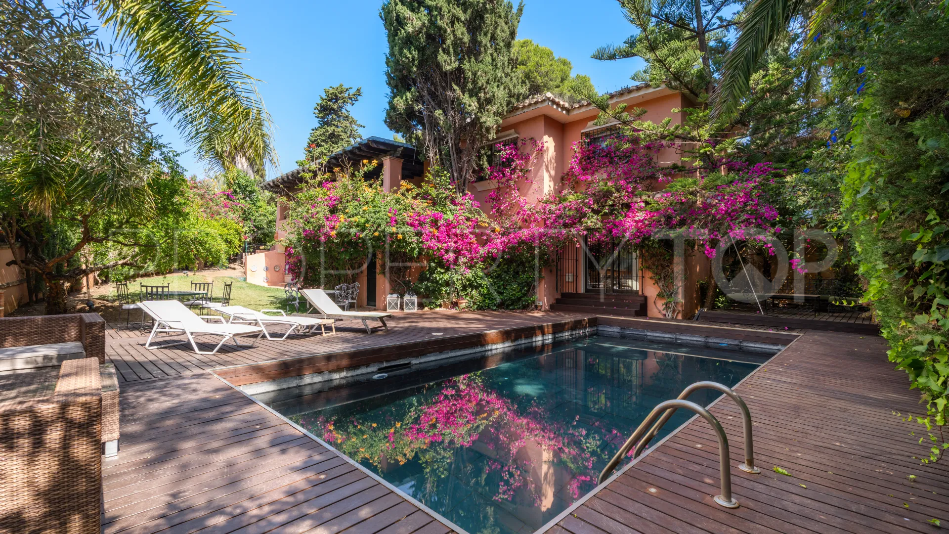 6 bedrooms villa in Marbella for sale