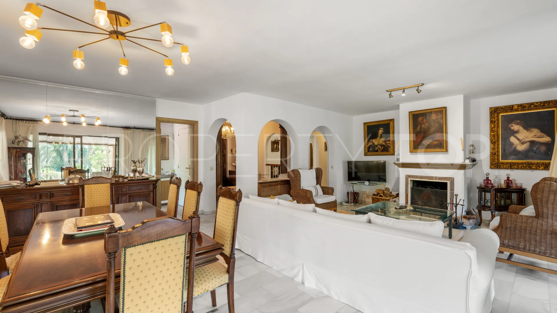 6 bedrooms villa in Marbella for sale