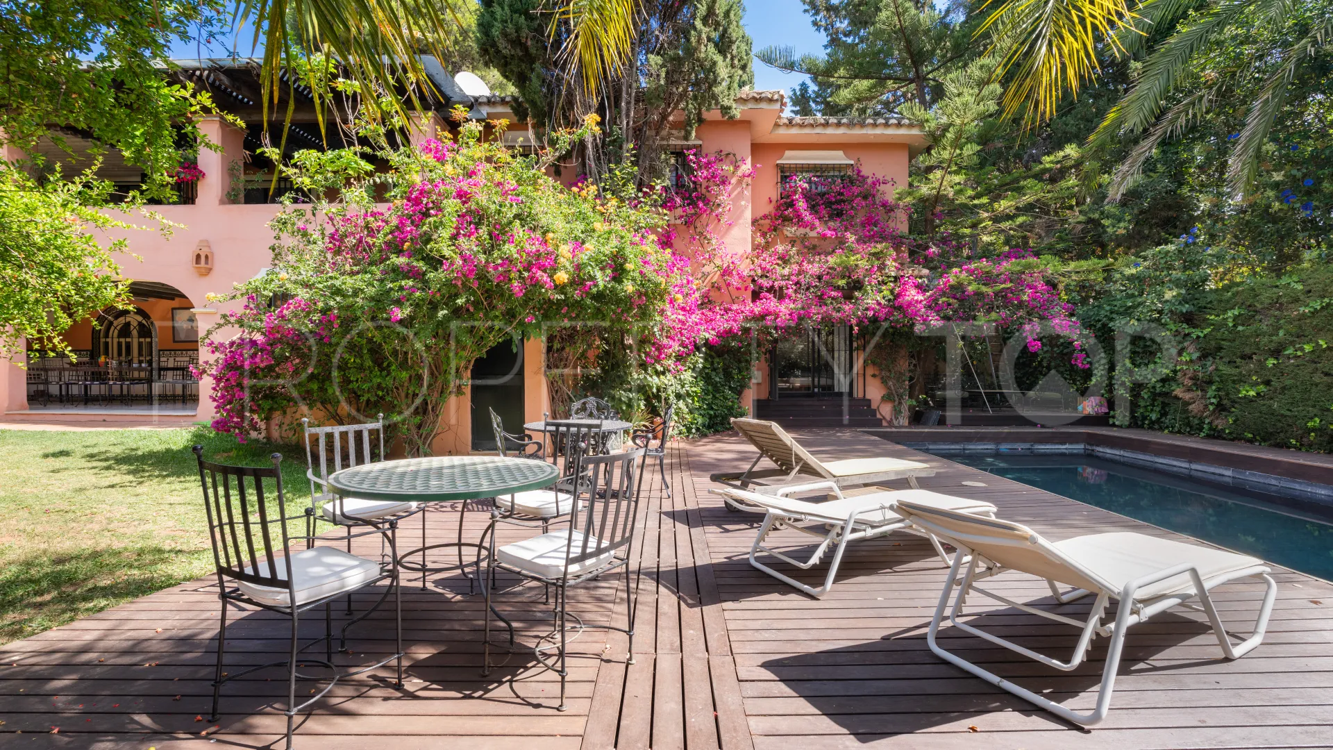 6 bedrooms villa in Marbella for sale