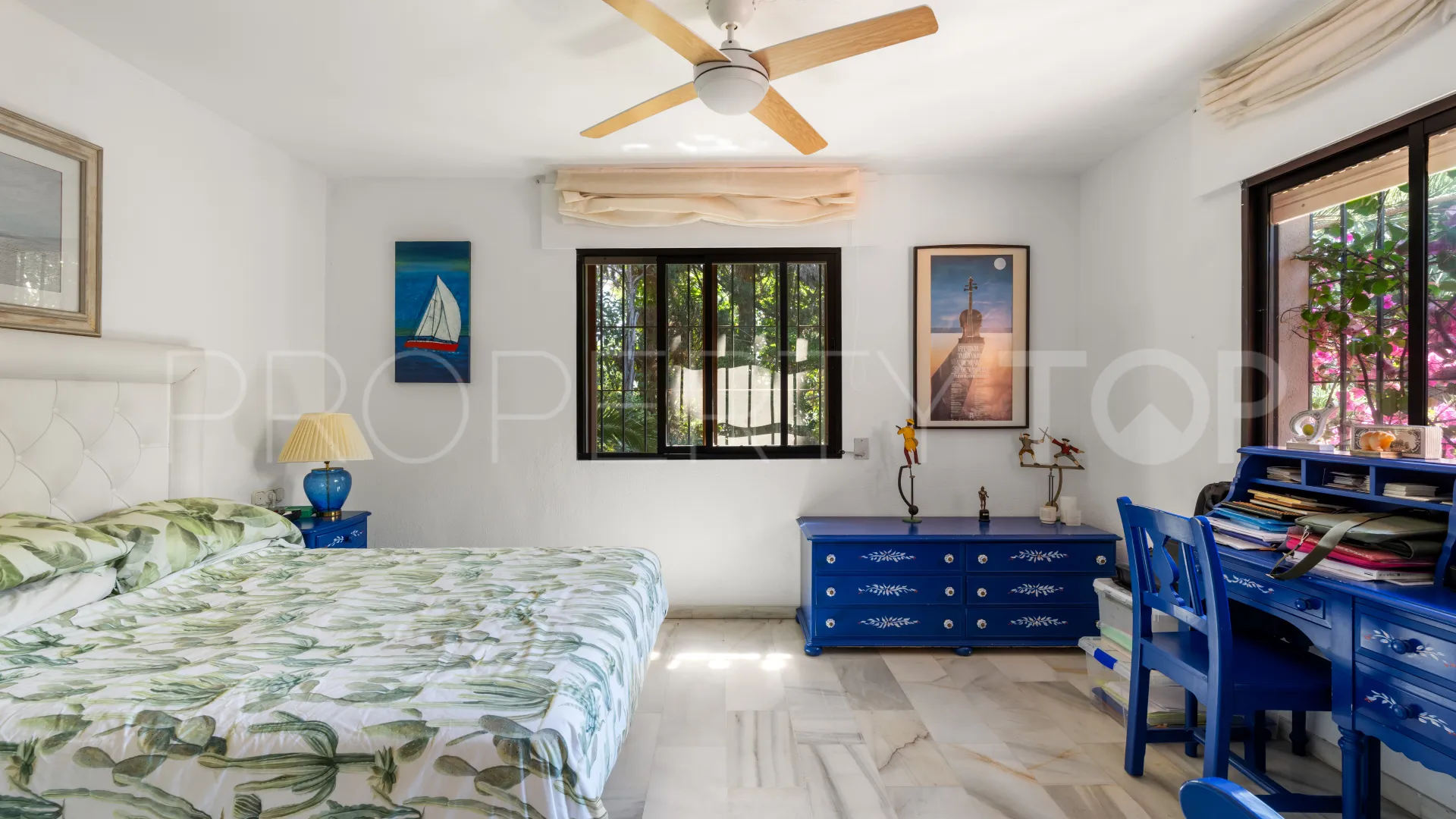 6 bedrooms villa in Marbella for sale