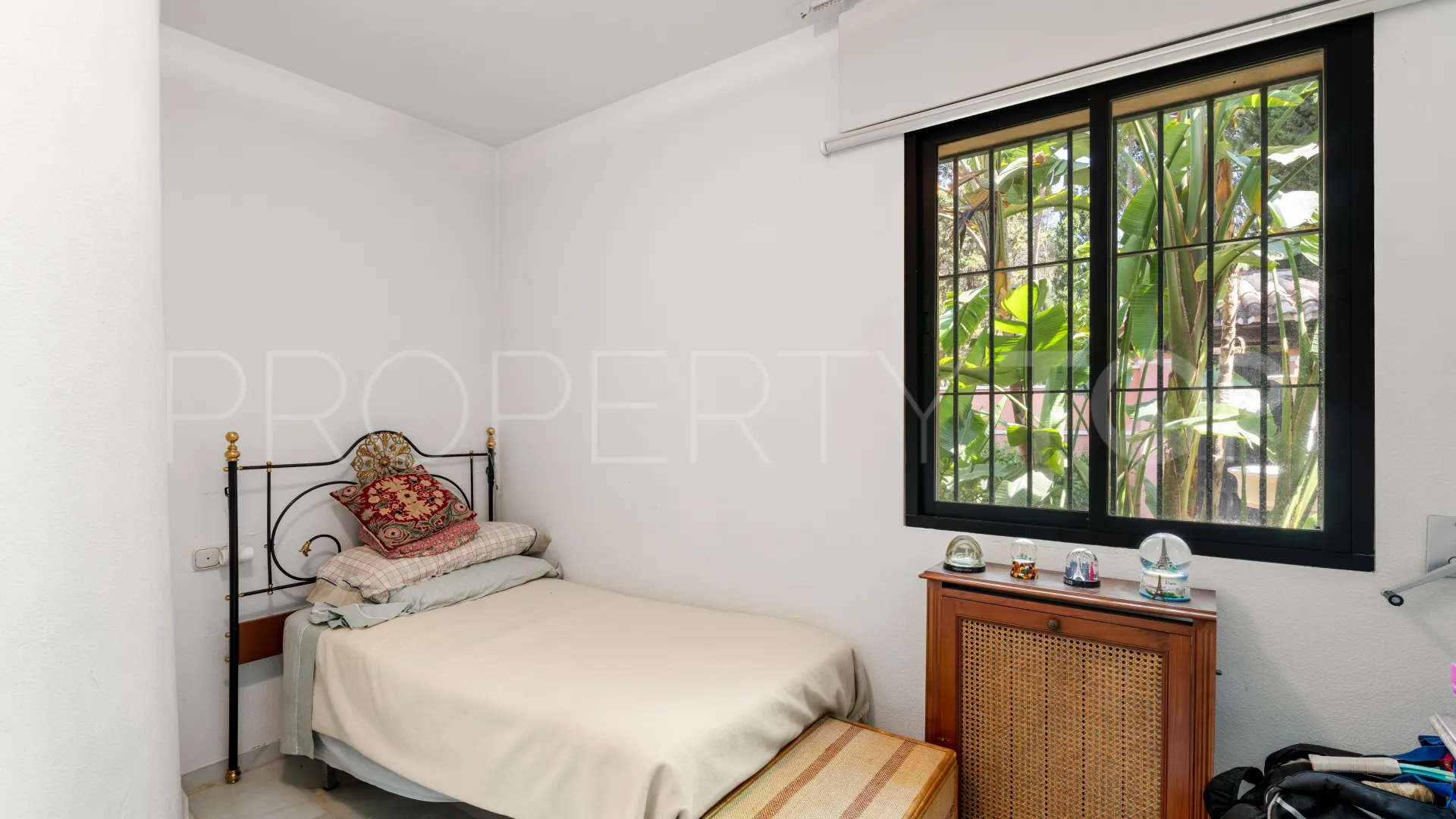 6 bedrooms villa in Marbella for sale
