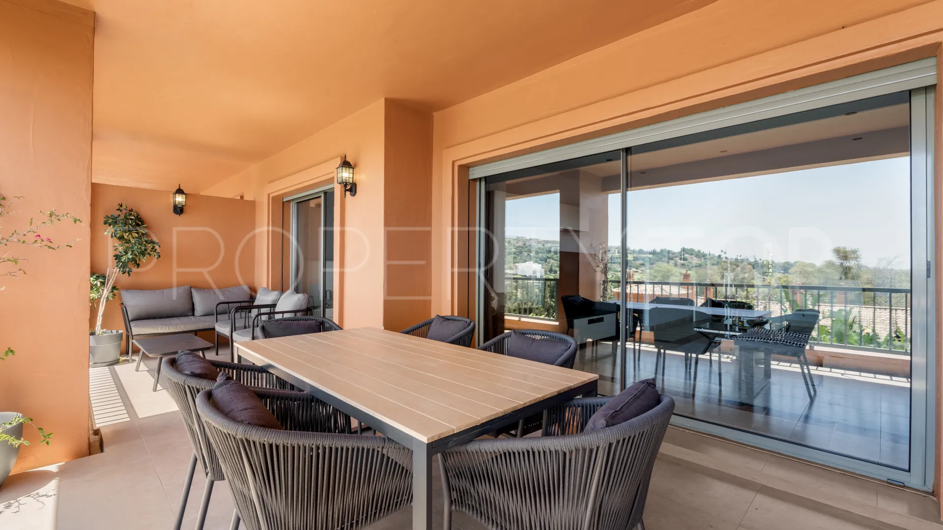 Apartamento en venta en Benatalaya