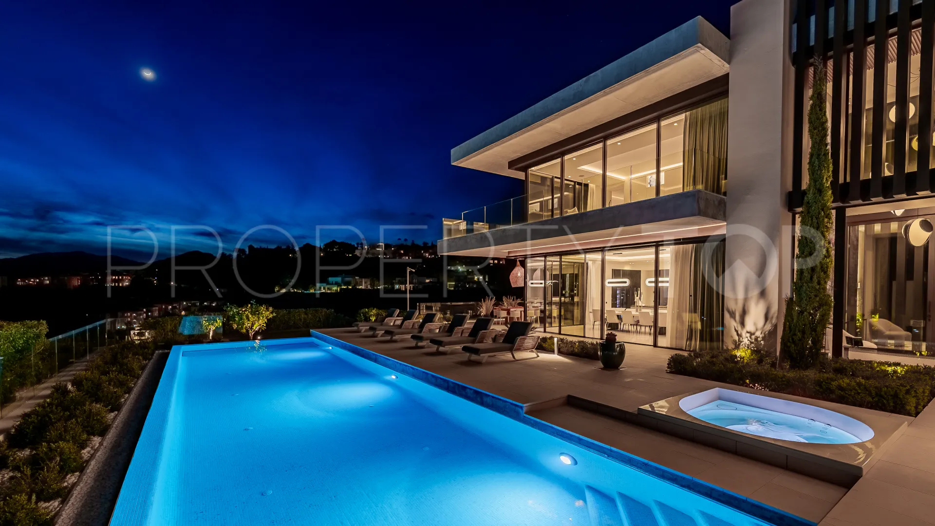 The Hills, villa con 8 dormitorios en venta