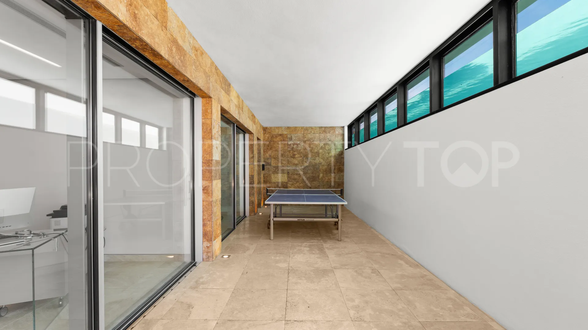 Villa en venta de 4 dormitorios en Los Arqueros