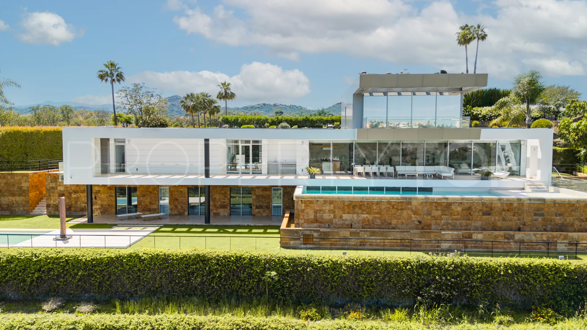 Villa en venta de 4 dormitorios en Los Arqueros