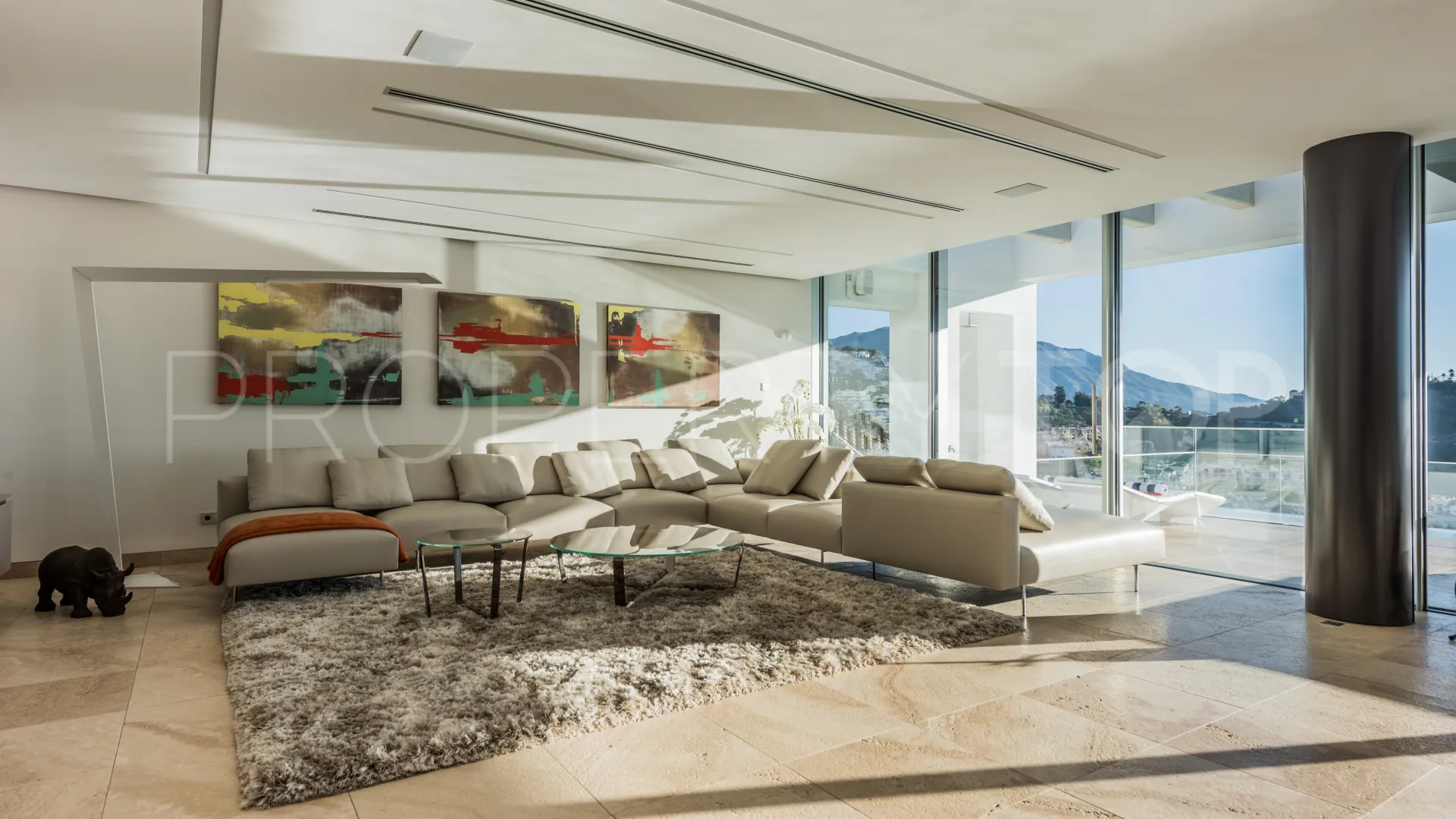 Villa en venta de 4 dormitorios en Los Arqueros