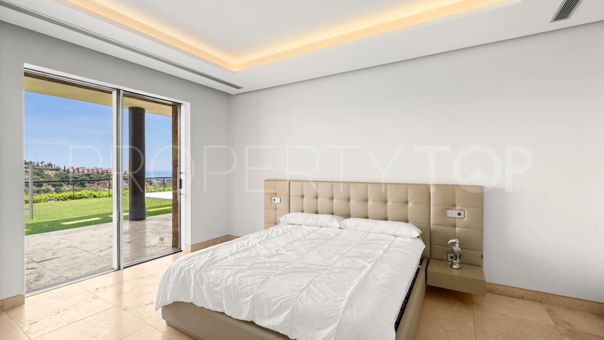 Villa en venta de 4 dormitorios en Los Arqueros