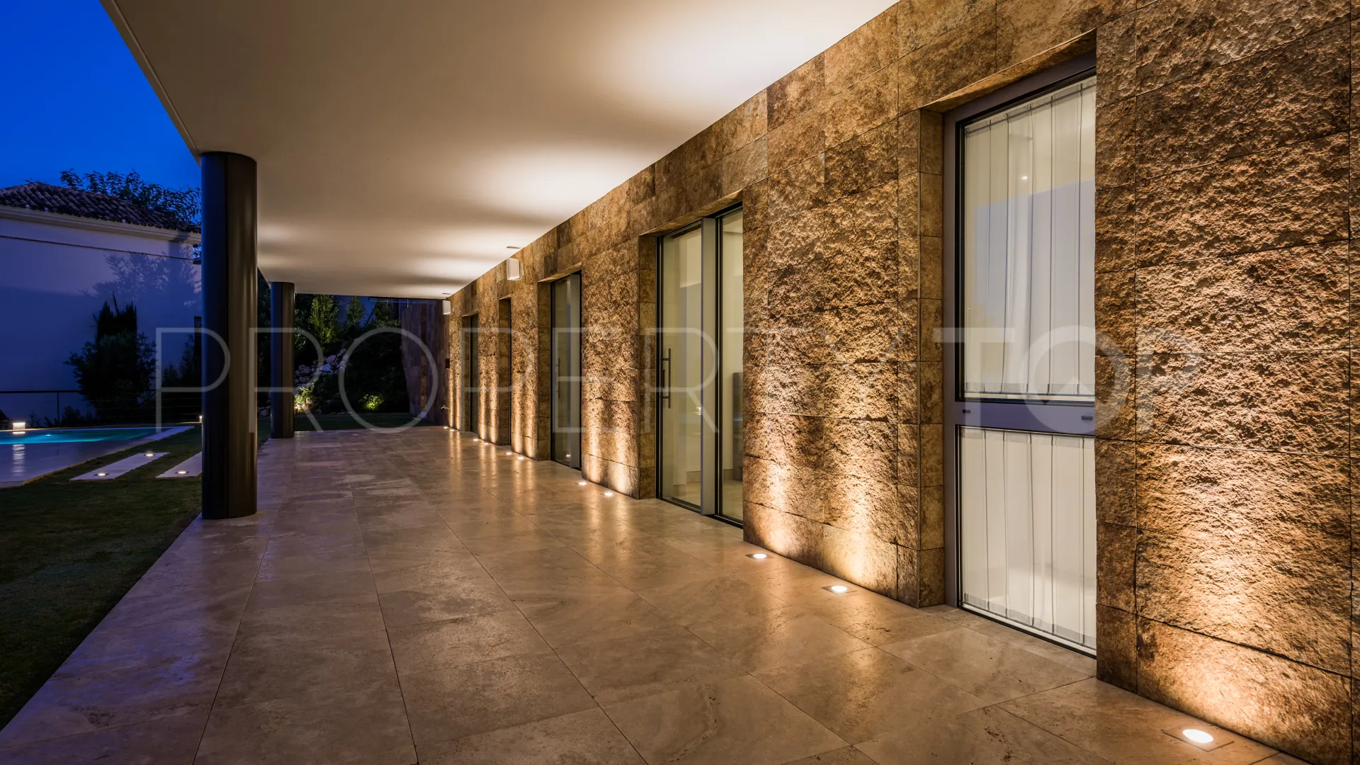Villa en venta de 4 dormitorios en Los Arqueros