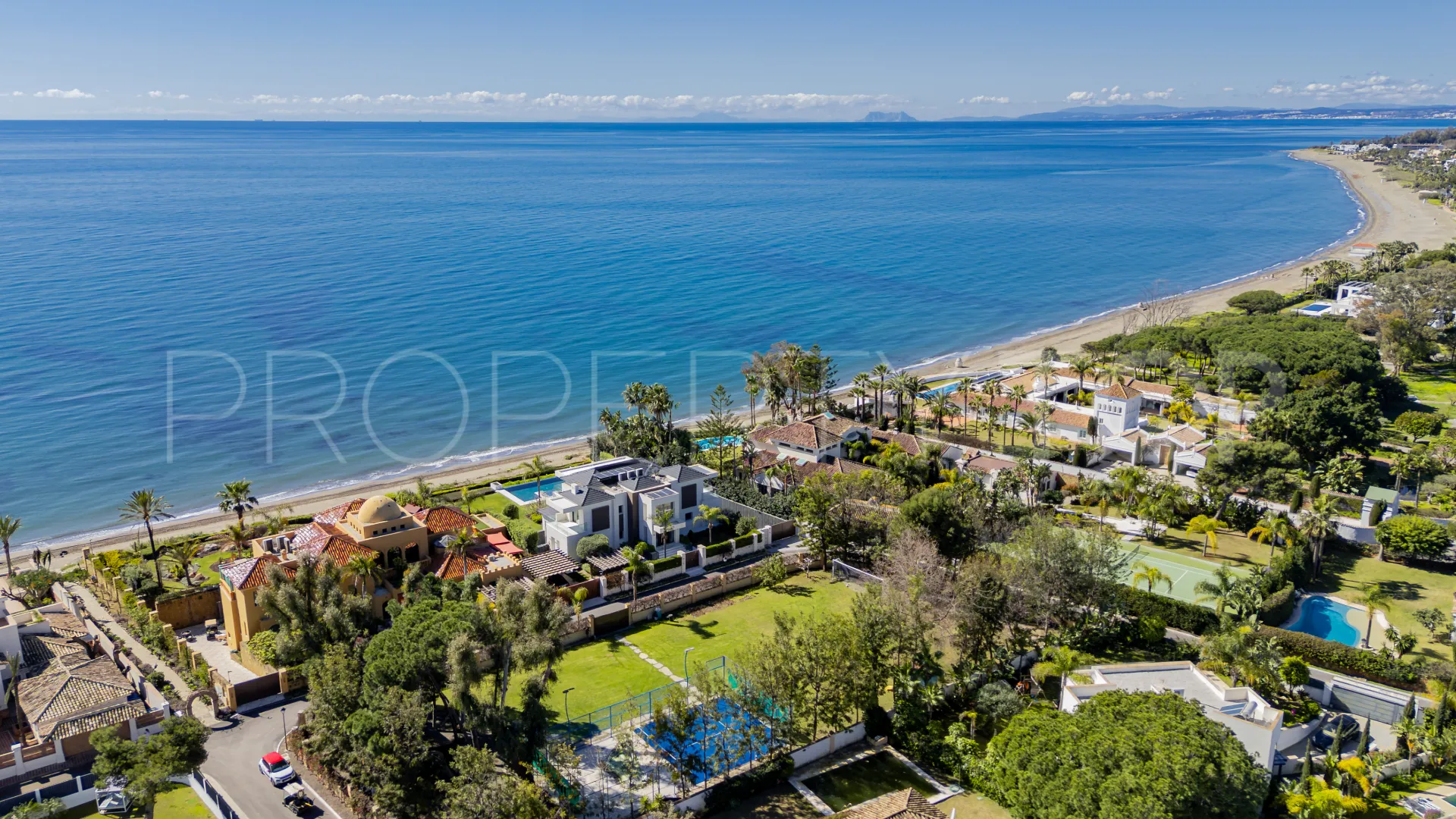 Plot for sale in Paraiso Barronal