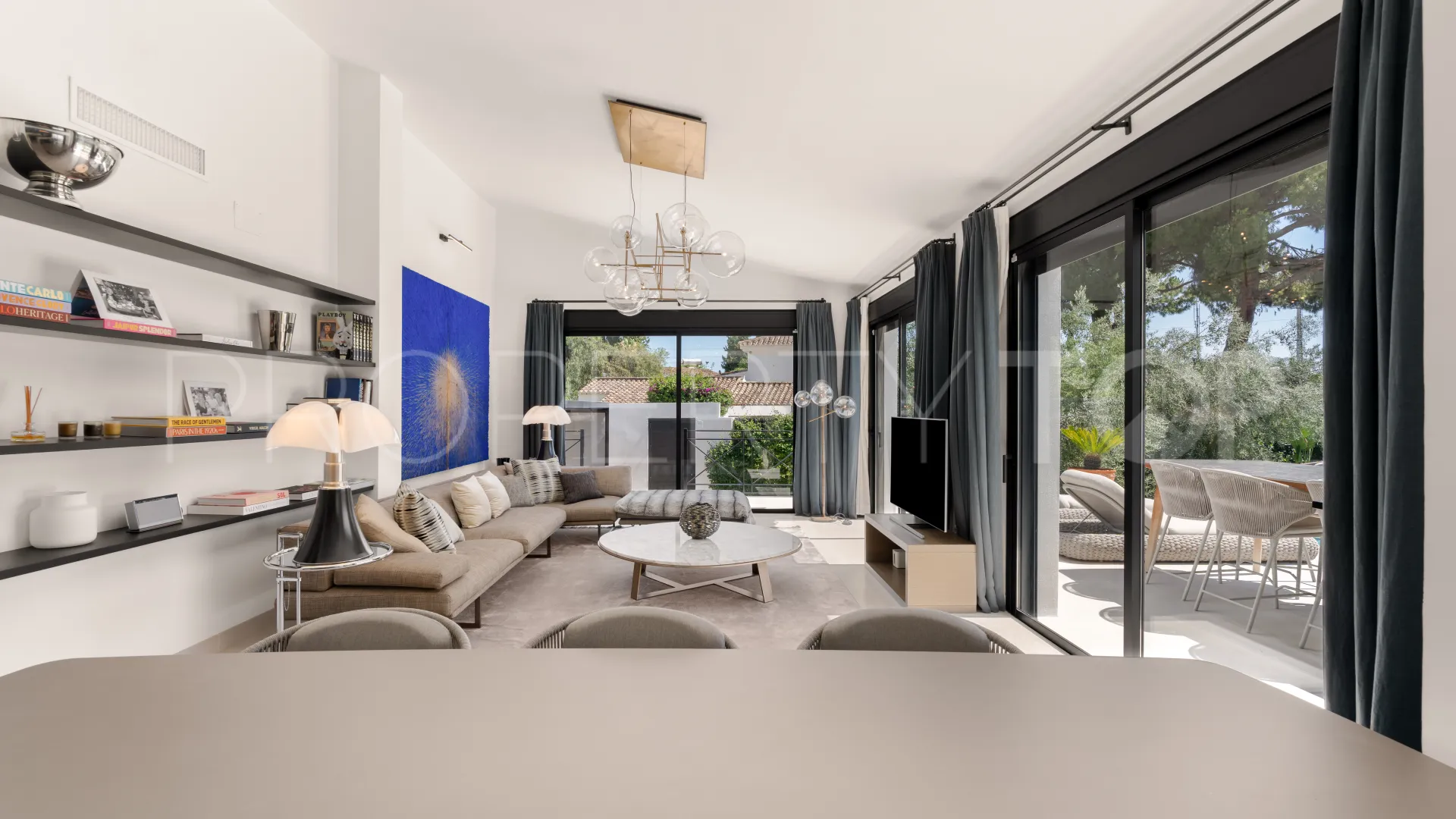 3 bedrooms villa in Llanos de Nagueles for sale