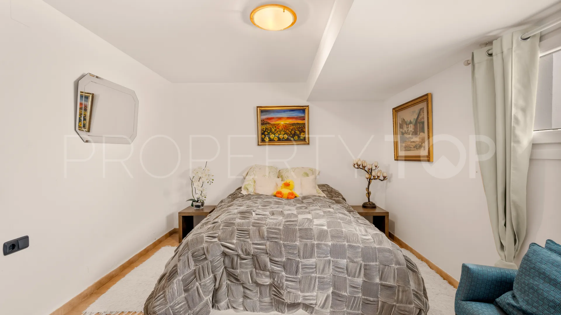 Llanos de Nagueles, villa de 5 dormitorios en venta