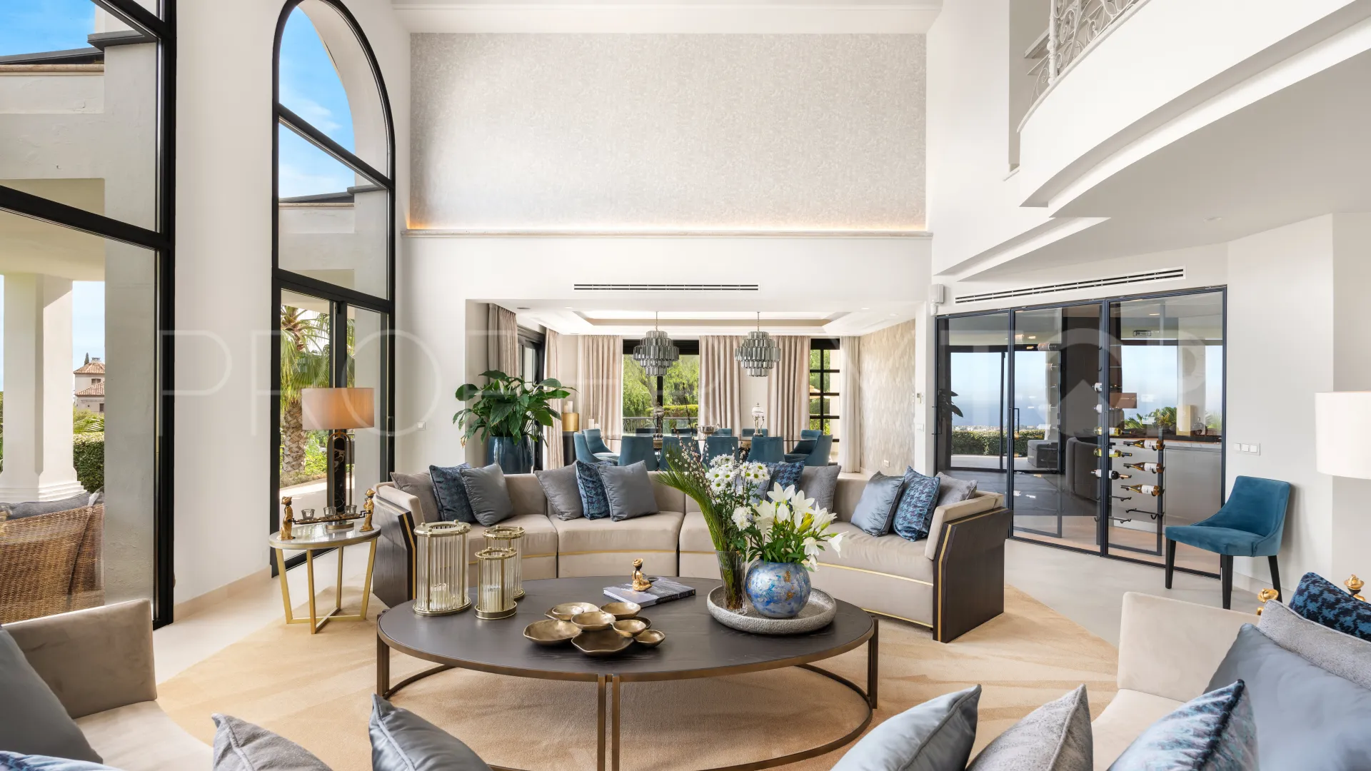Villa in Marbella Hill Club for sale