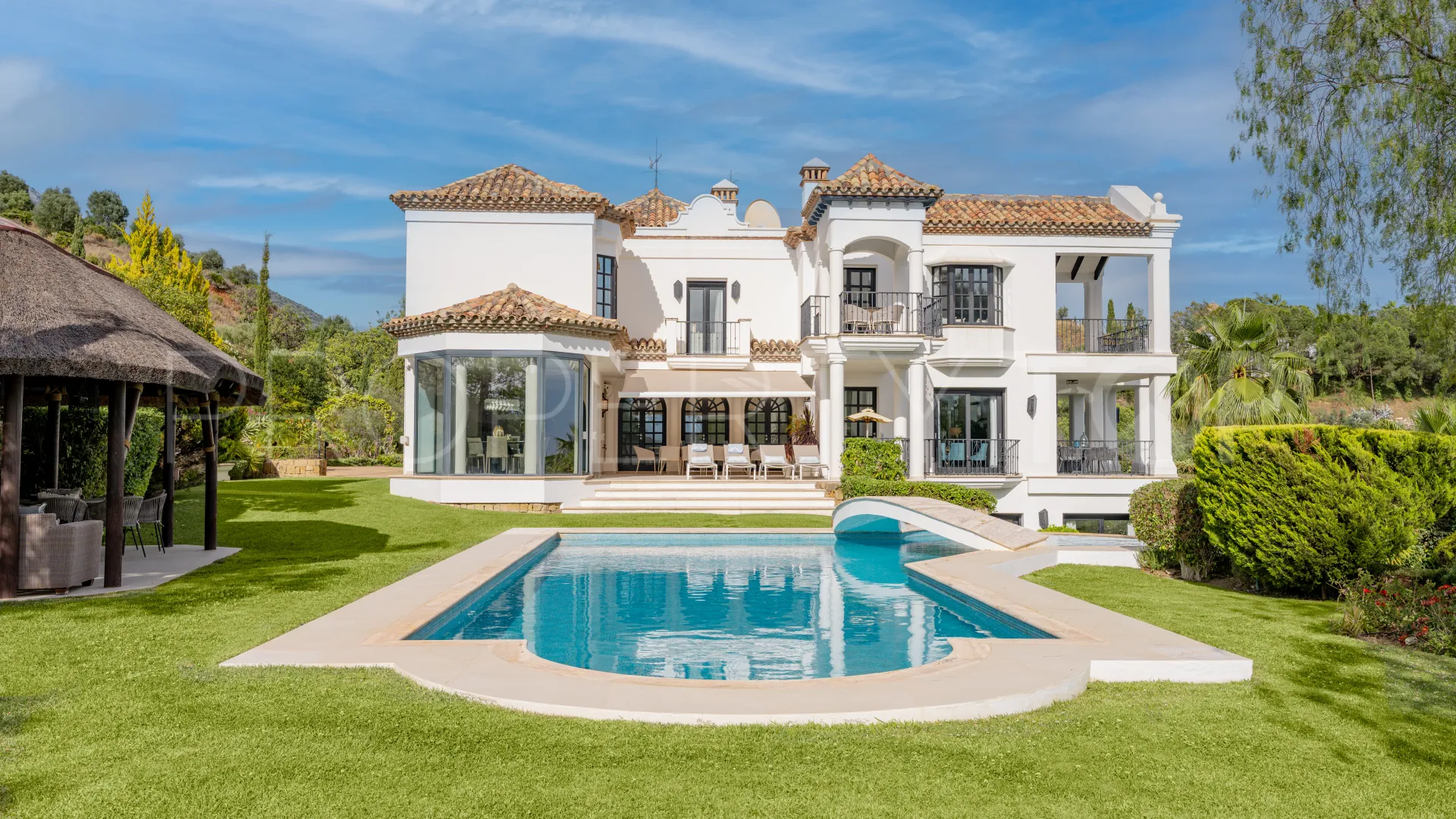 Villa in Marbella Hill Club for sale