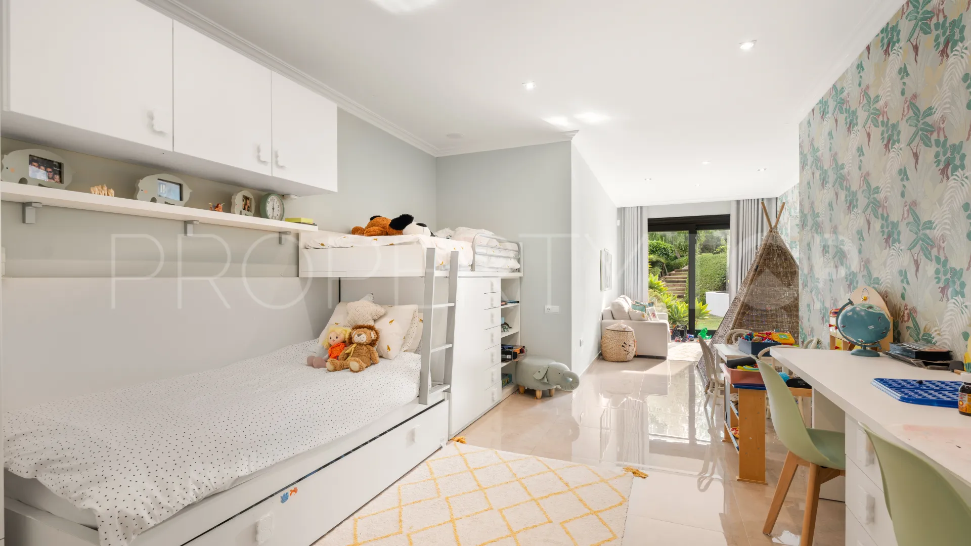 Villa in Marbella Hill Club for sale