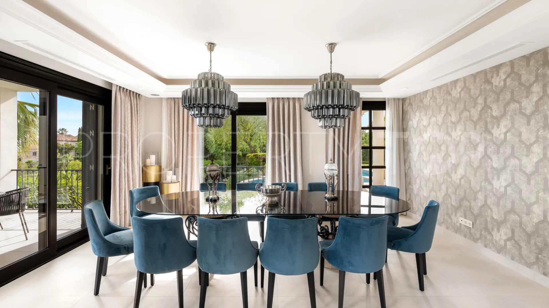 Villa in Marbella Hill Club for sale