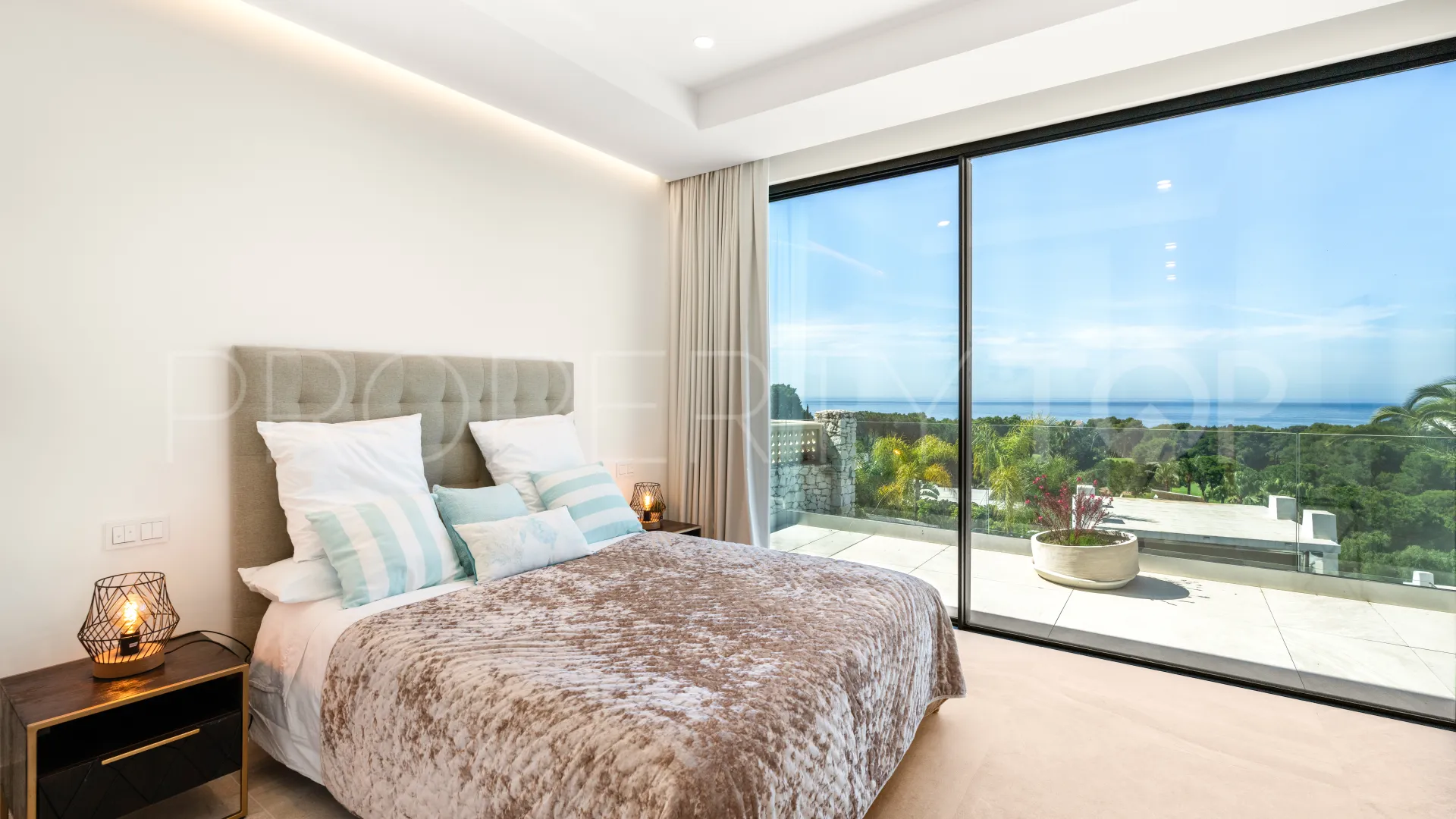 For sale Rio Real Golf villa with 4 bedrooms
