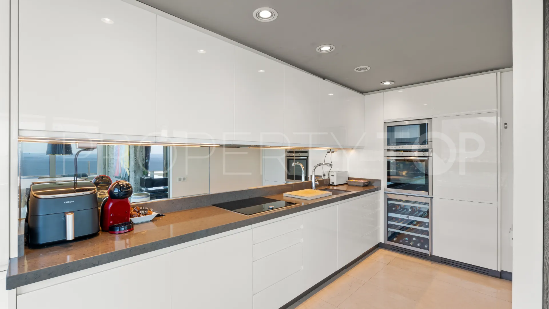 6 bedrooms Rio Real penthouse for sale