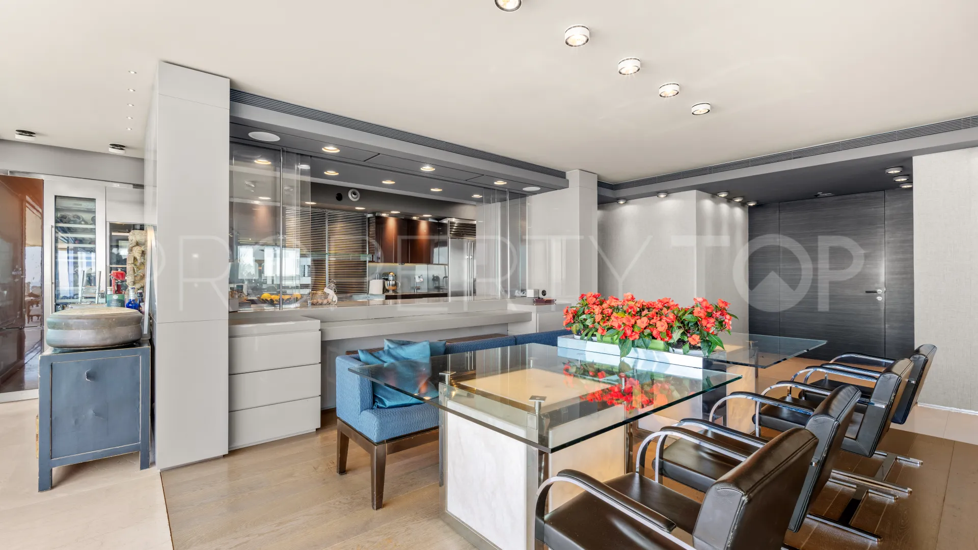 6 bedrooms Rio Real penthouse for sale