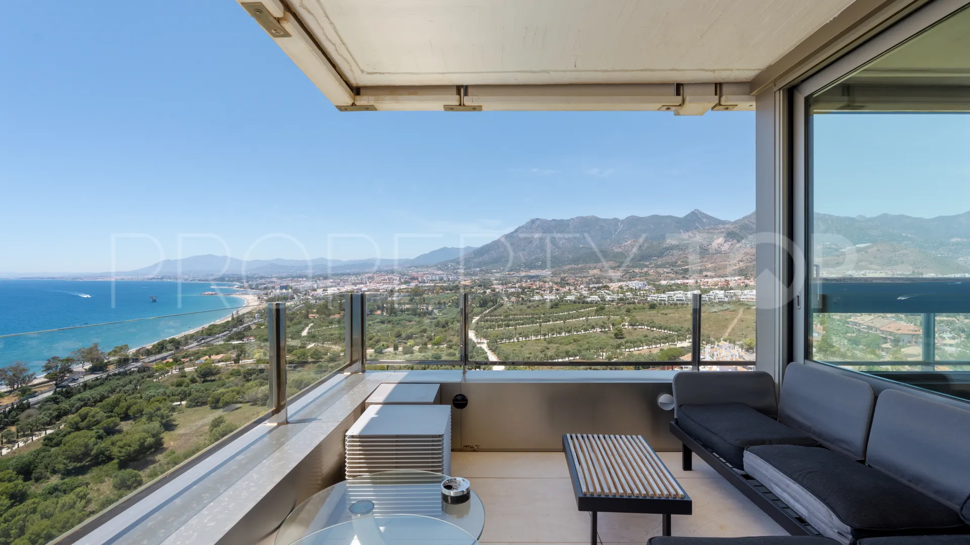 6 bedrooms Rio Real penthouse for sale