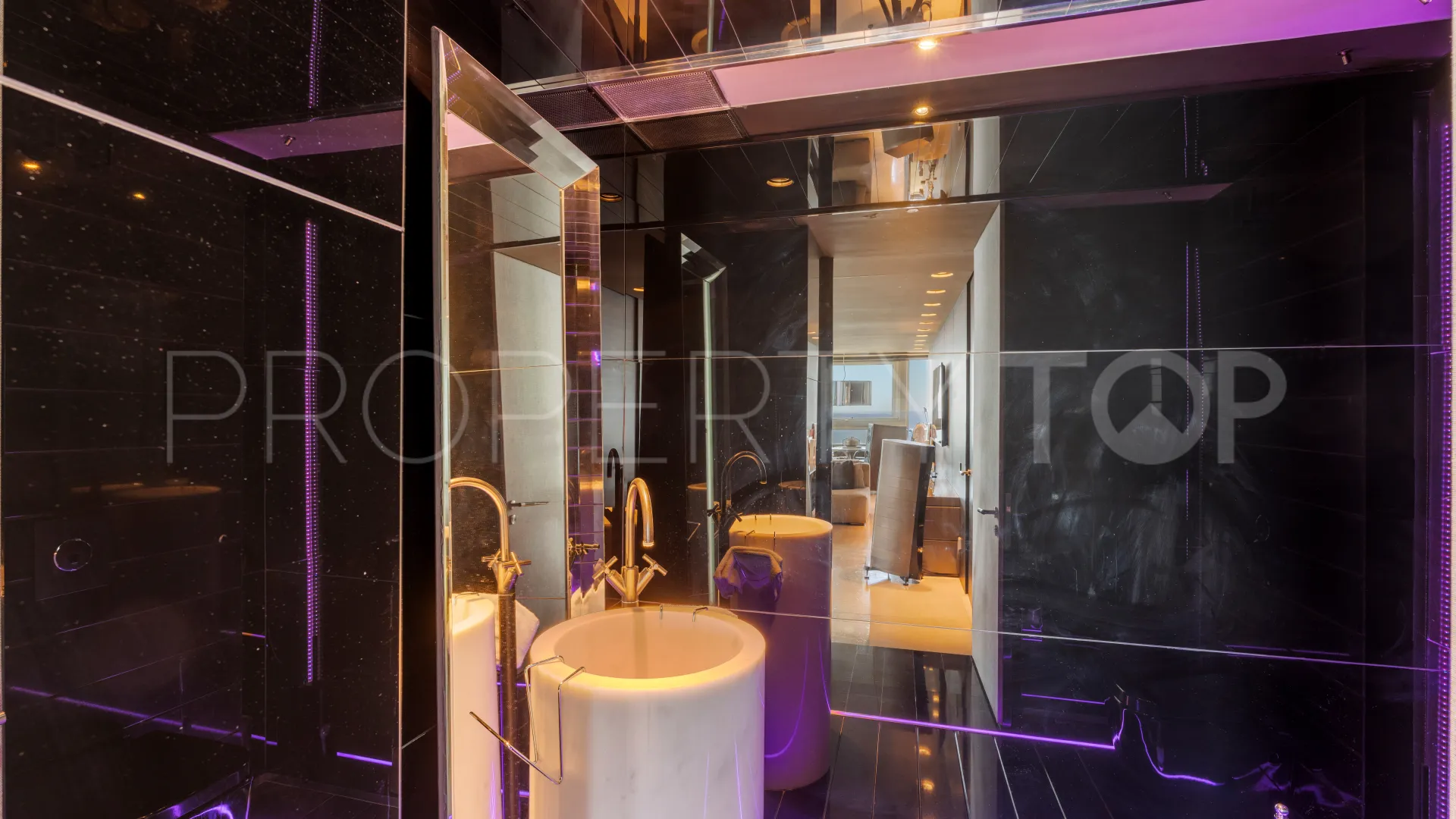 6 bedrooms Rio Real penthouse for sale